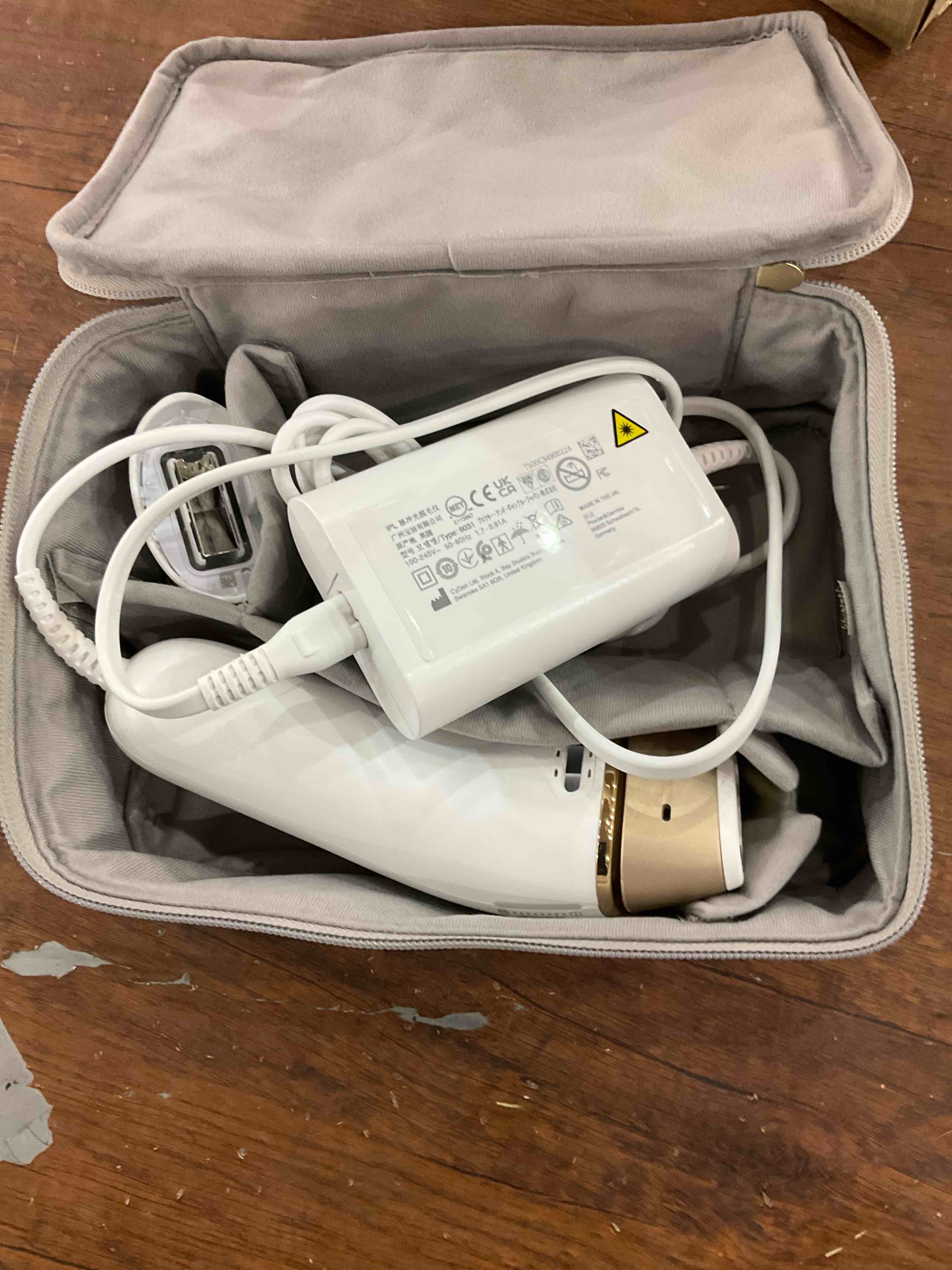 https://s3.amazonaws.com/lotting-images-prod/bidfta/GRA0278449_1729082633172.jpeg