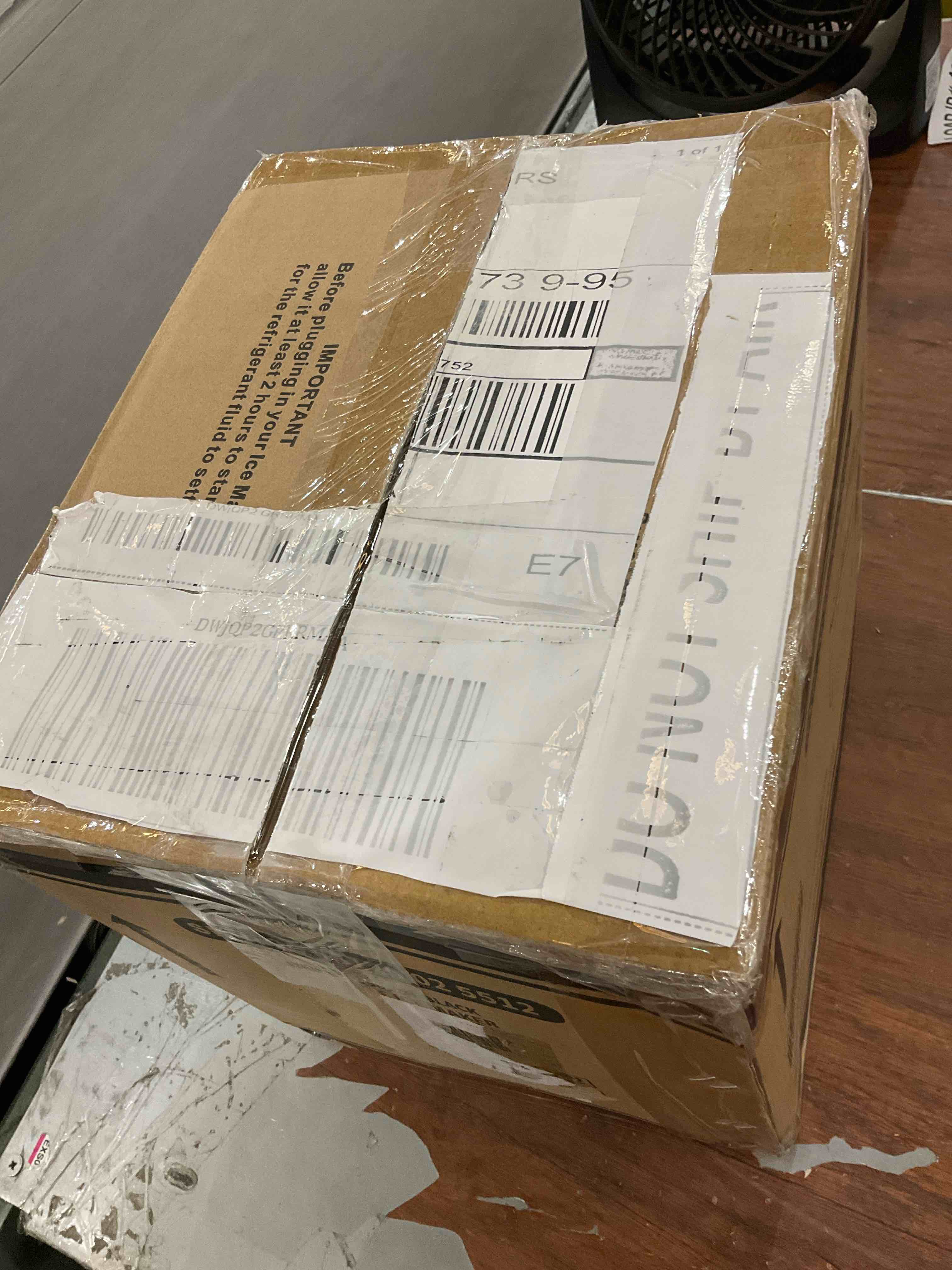 Ice Maker Countertop, Efficient Easy Carry Ice Machine, SelfCleaning