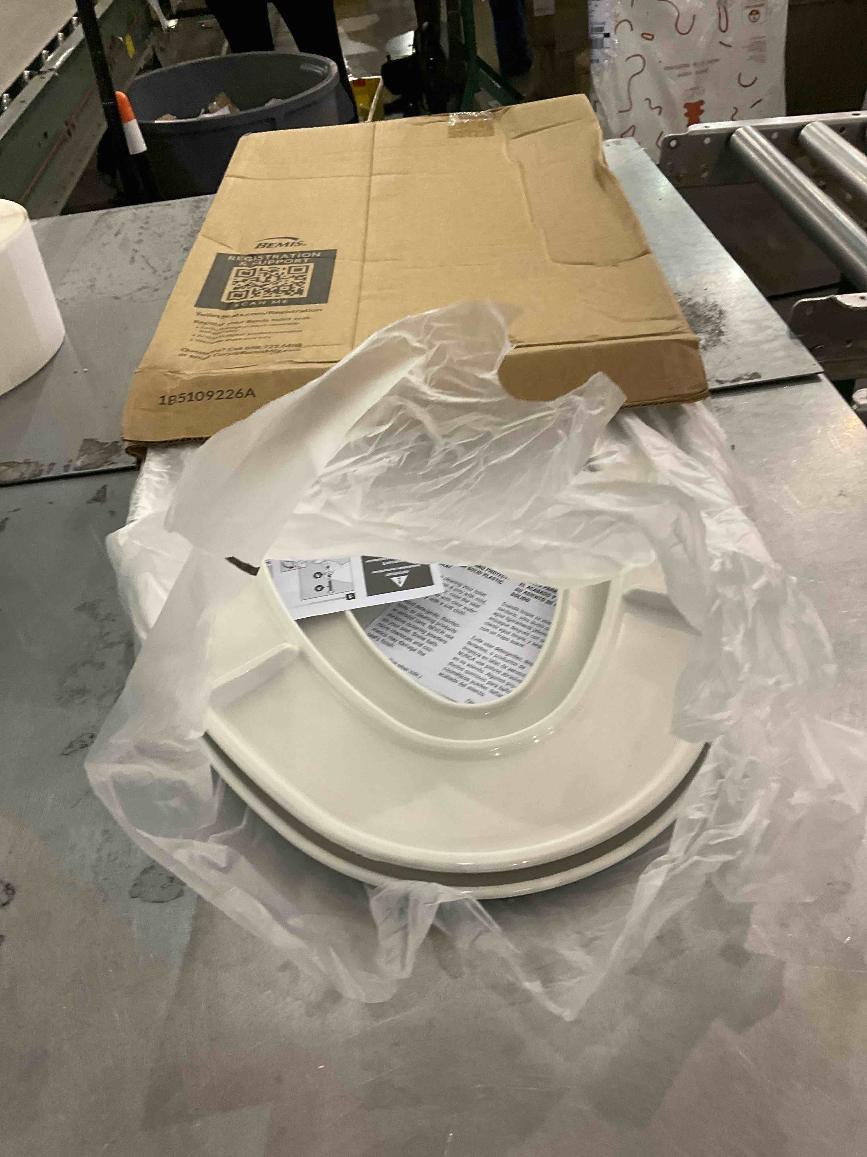 https://s3.amazonaws.com/lotting-images-prod/bidfta/GRA0280019_1729517501440.jpeg