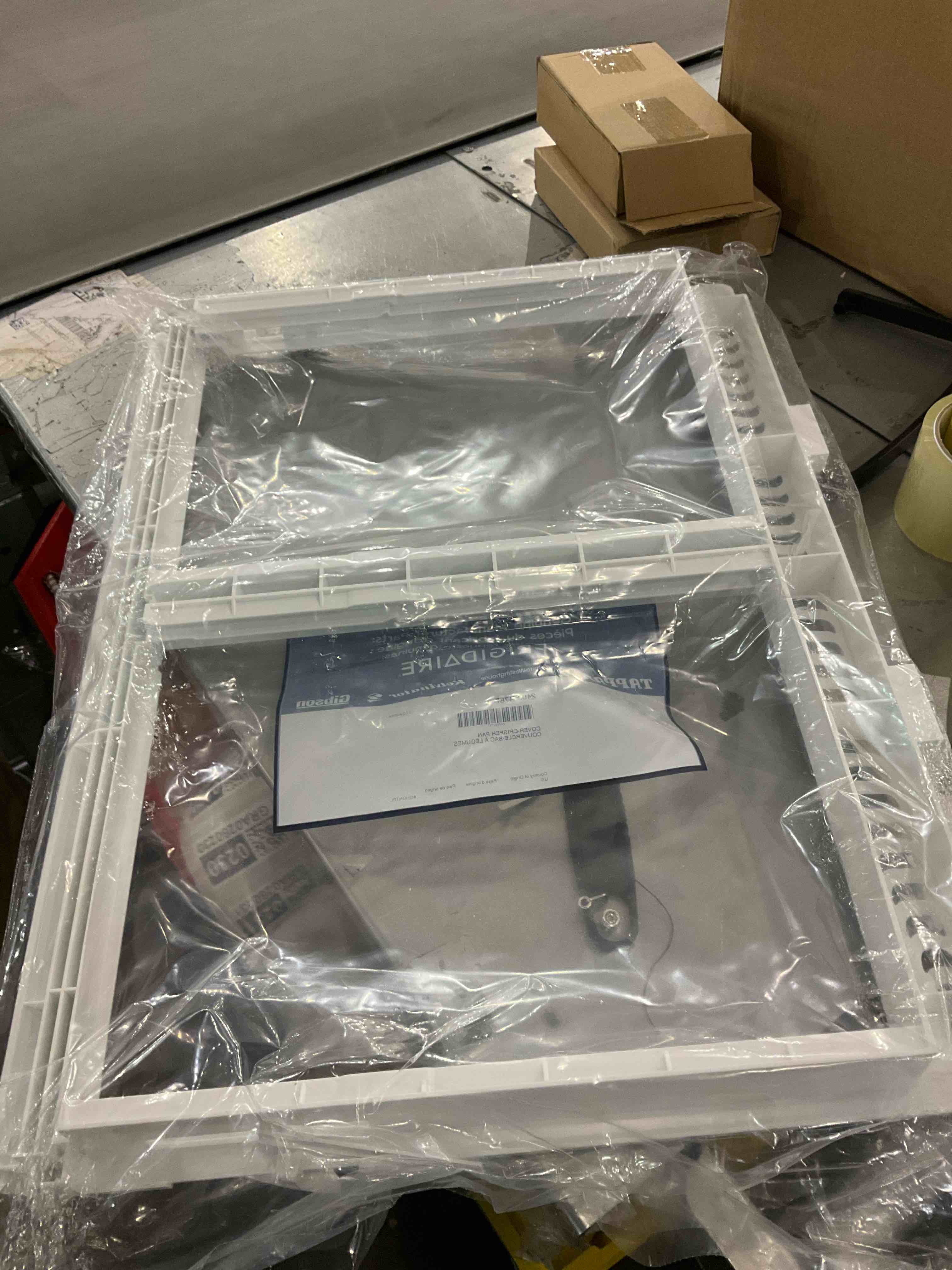 https://s3.amazonaws.com/lotting-images-prod/bidfta/GRA0280231_1729169271554.jpeg
