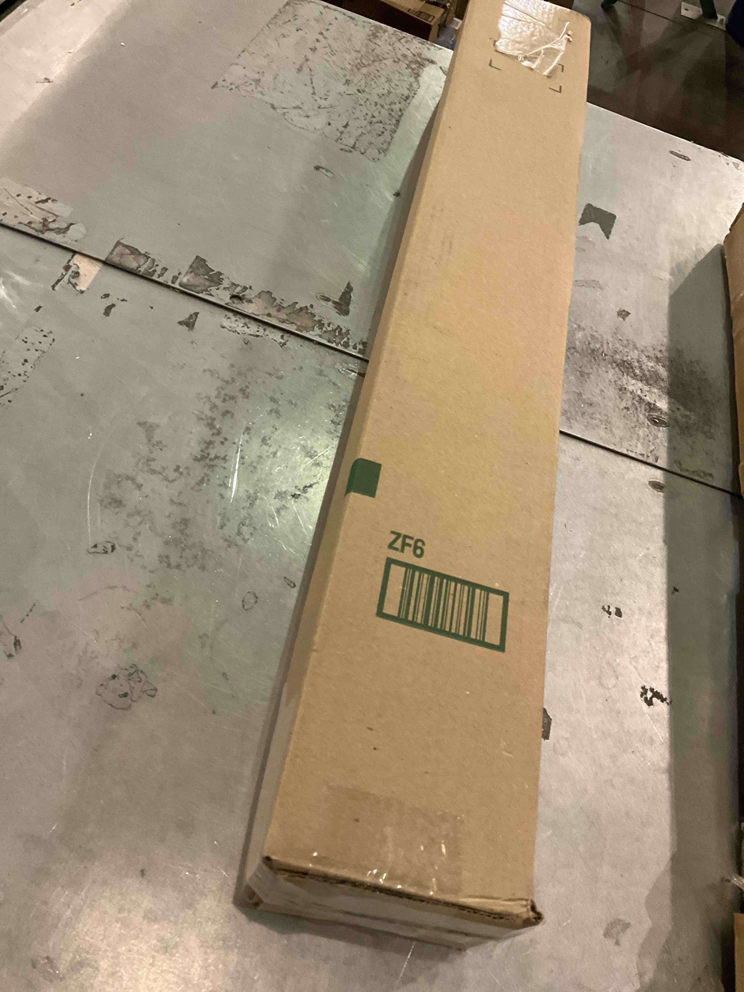 https://s3.amazonaws.com/lotting-images-prod/bidfta/GRA0281684_1727355888949.jpeg