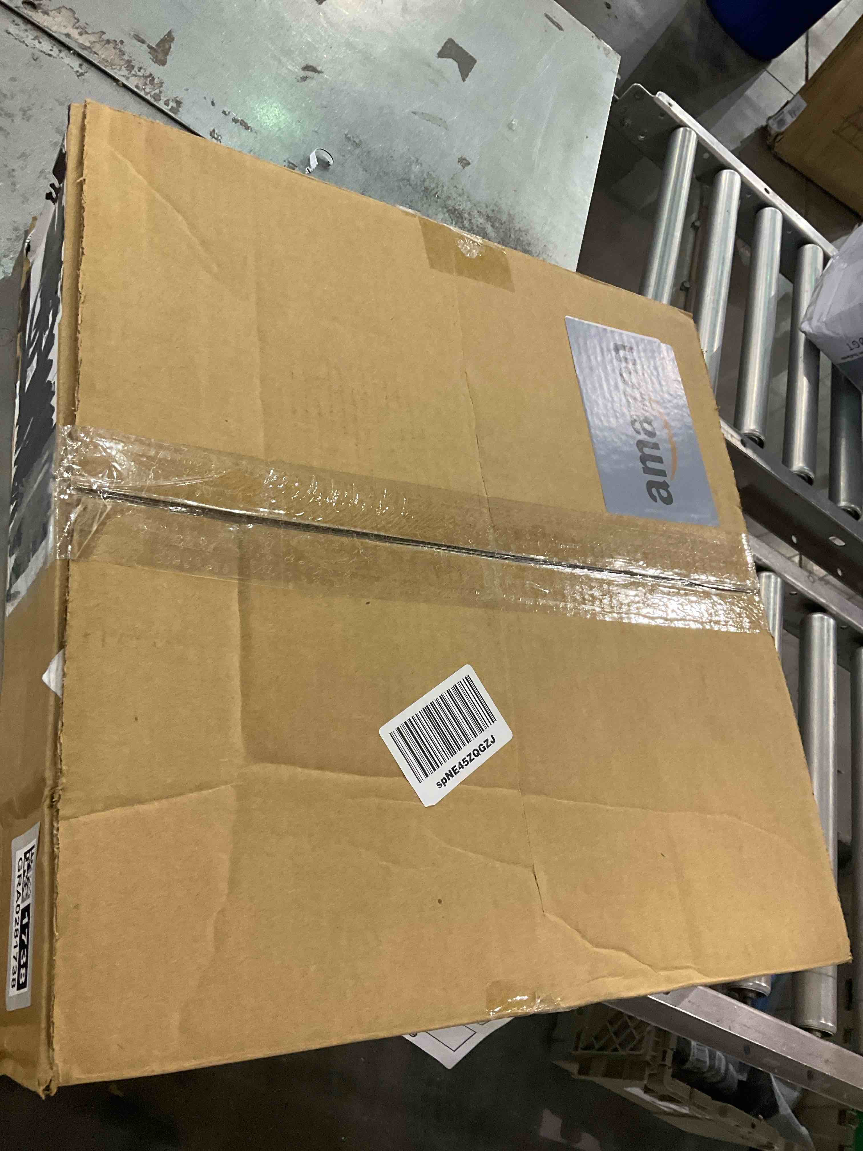 https://s3.amazonaws.com/lotting-images-prod/bidfta/GRA0281738_1727347672346.jpeg