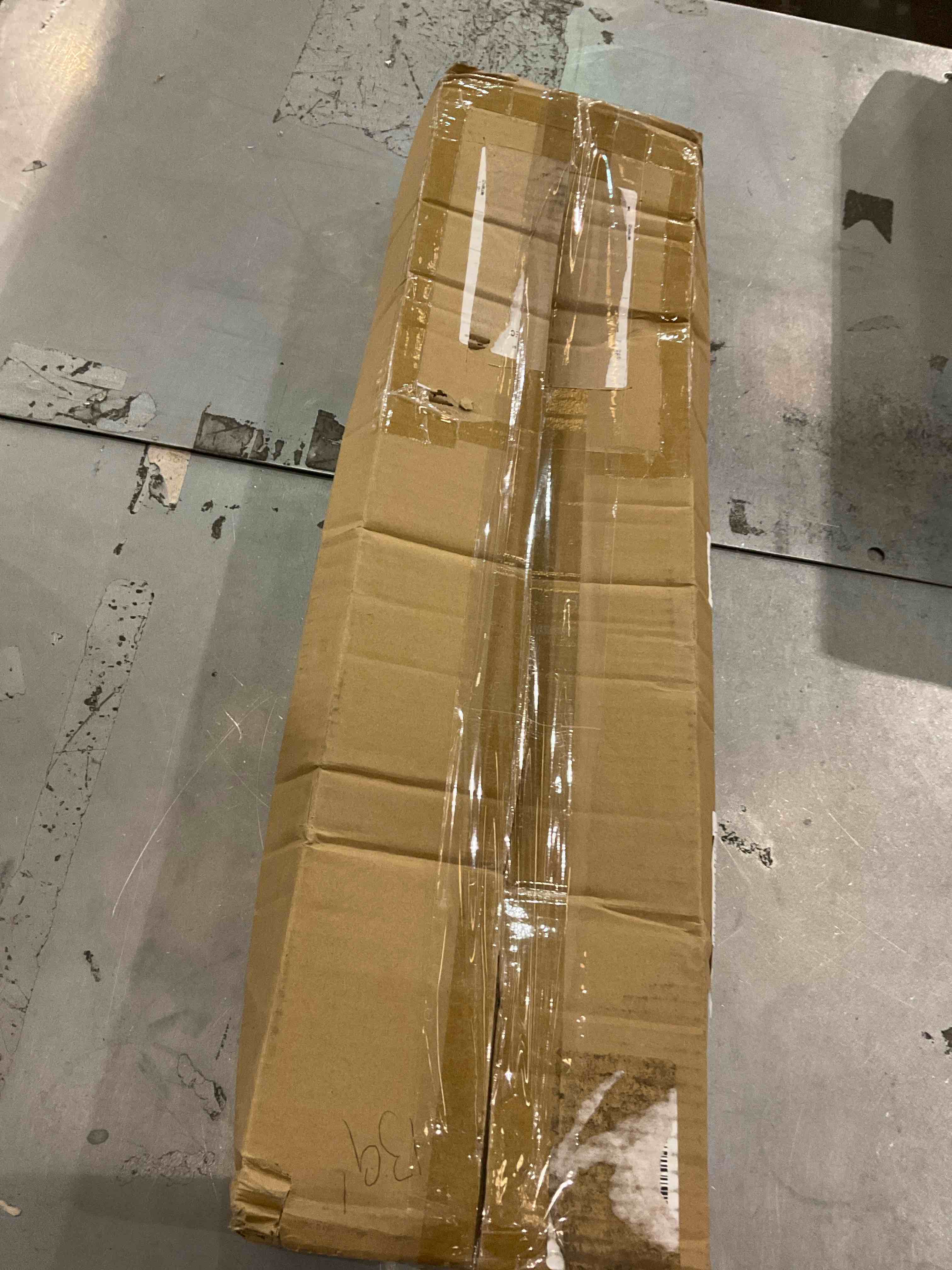 https://s3.amazonaws.com/lotting-images-prod/bidfta/GRA0281757_1727294967296.jpeg