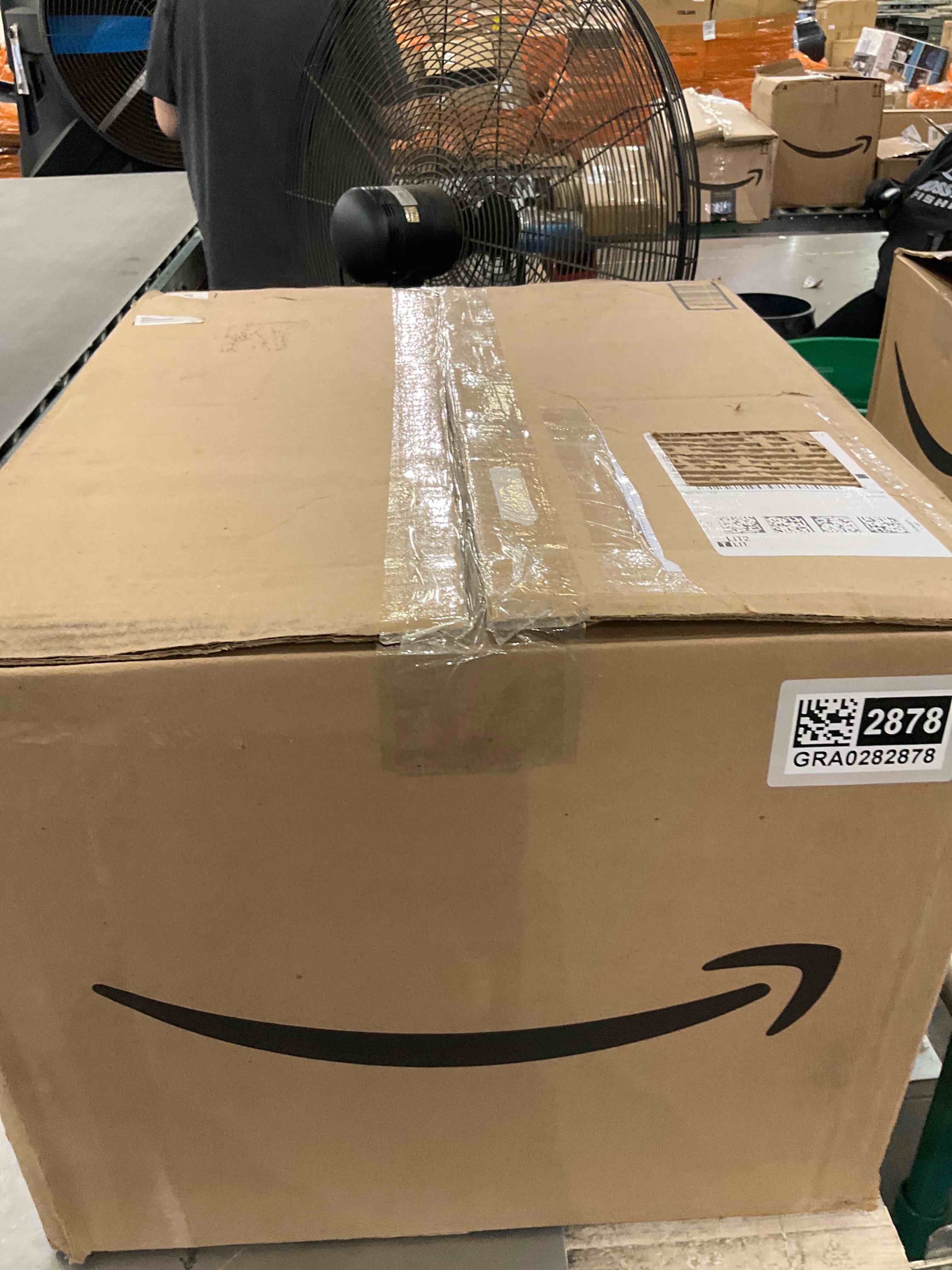https://s3.amazonaws.com/lotting-images-prod/bidfta/GRA0282878_1728493307015.jpeg