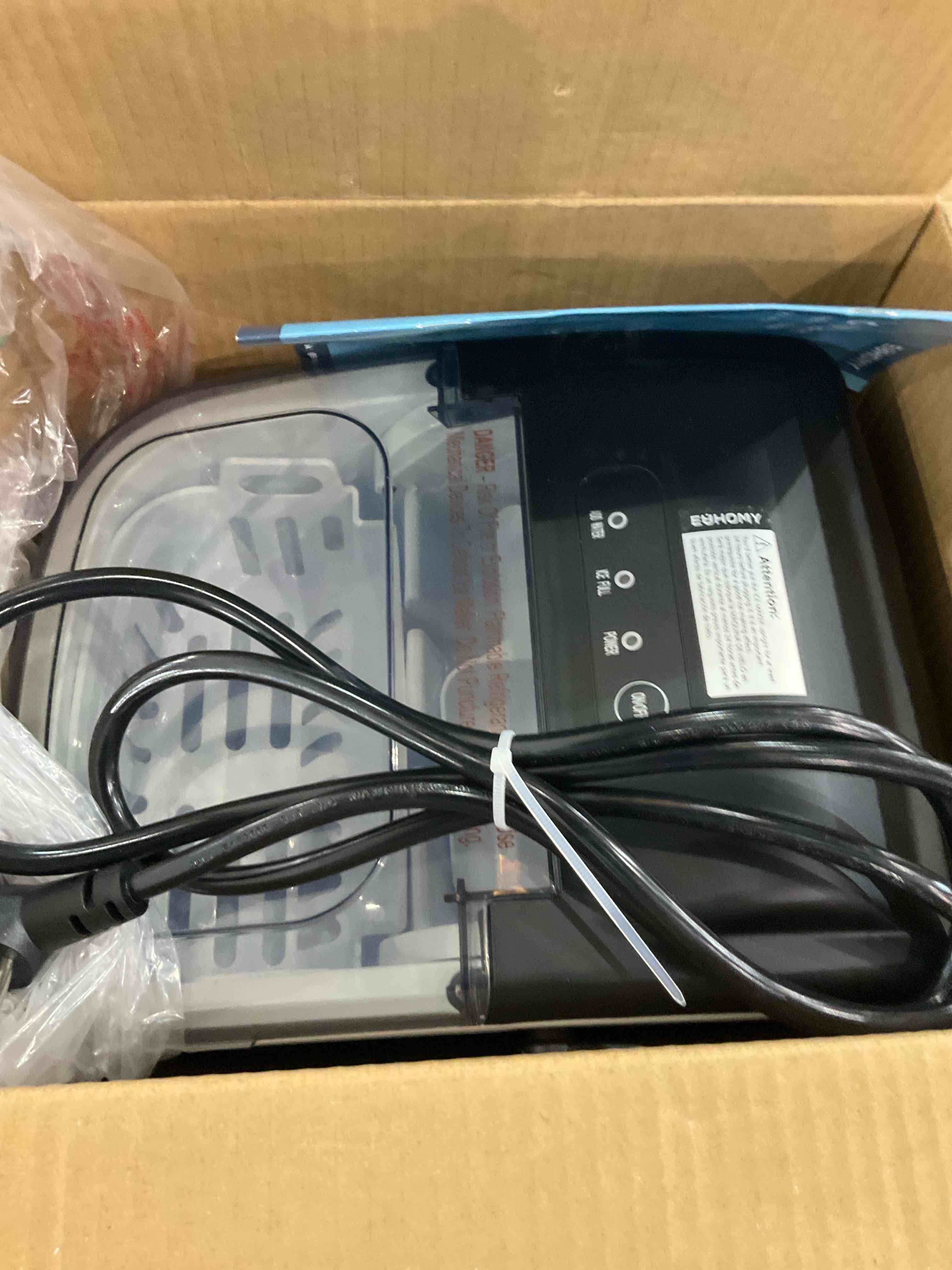 https://s3.amazonaws.com/lotting-images-prod/bidfta/GRA0282925_1728481429792.jpeg