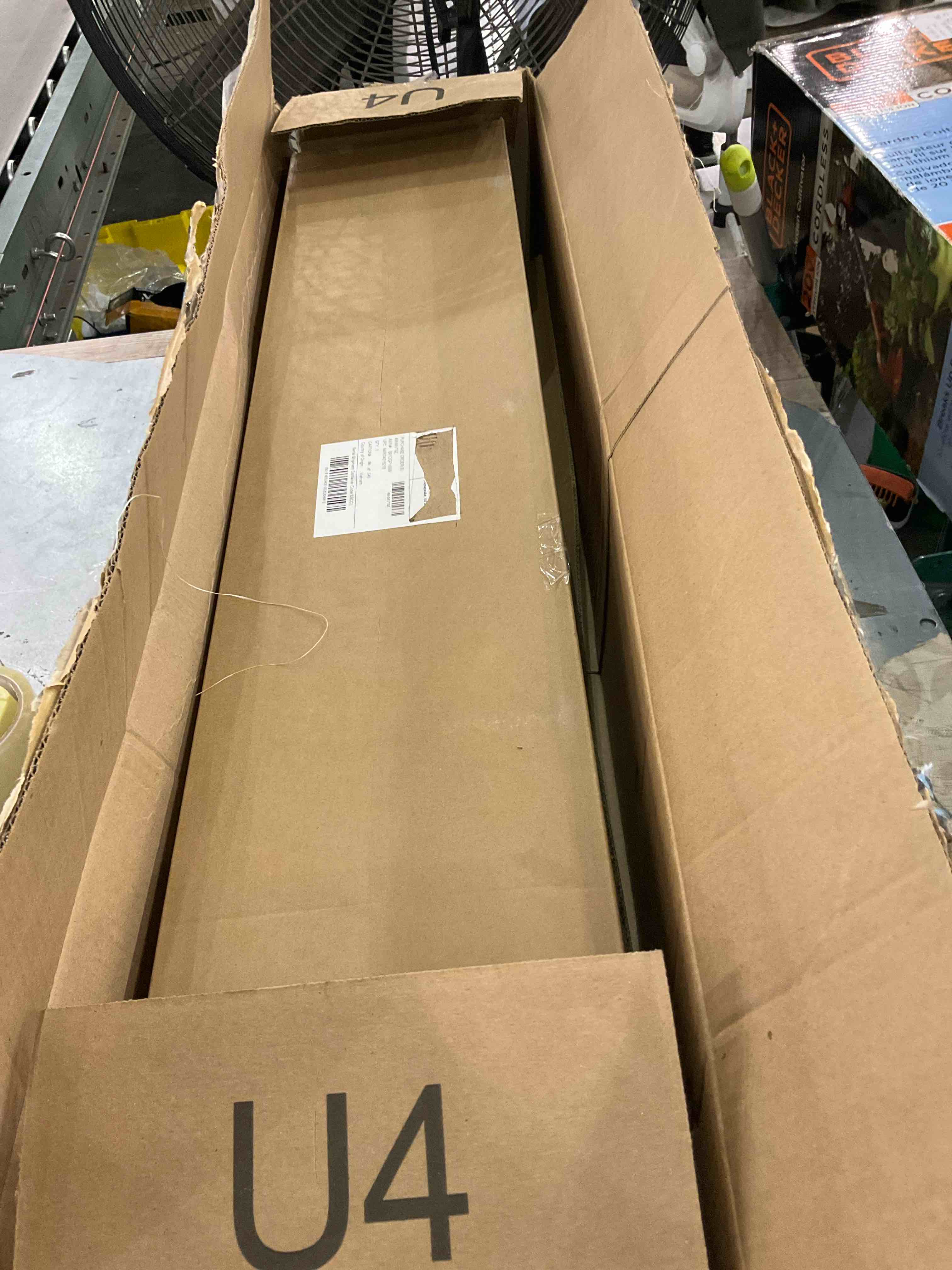 https://s3.amazonaws.com/lotting-images-prod/bidfta/GRA0282994_1727962984766.jpeg