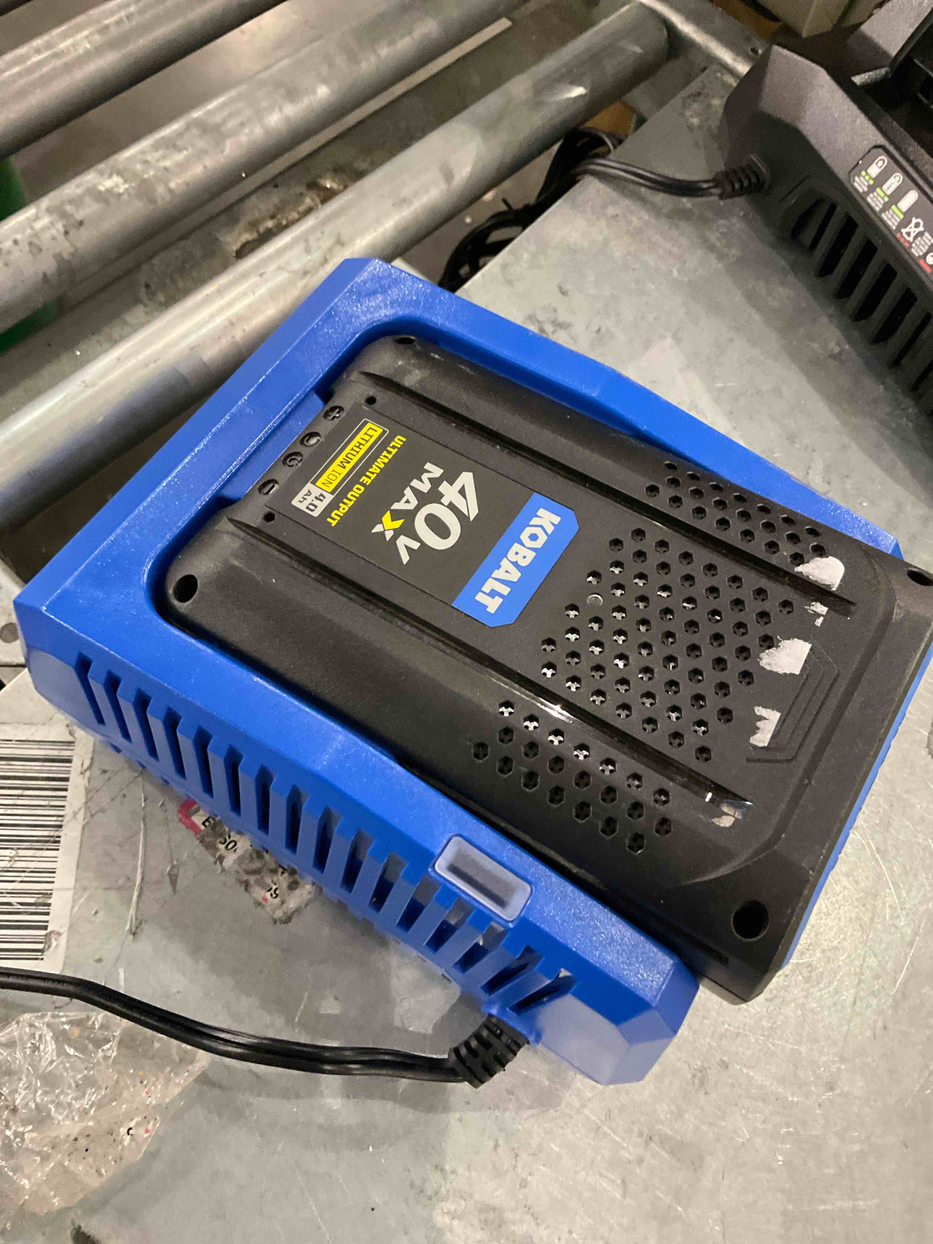 Kobalt 40 V 2.0 AH battery and charger