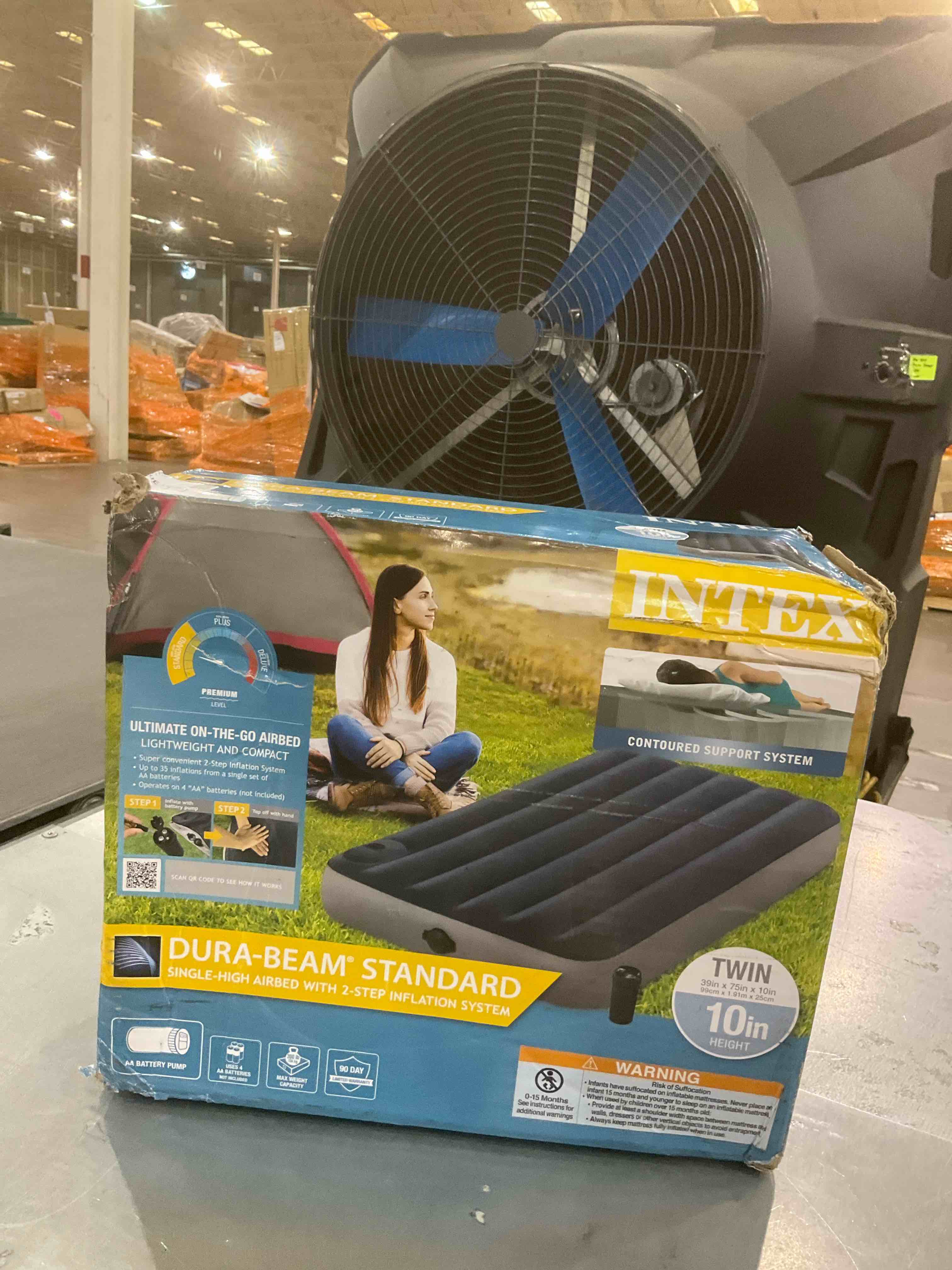Intex Dura-Beam Standard Series Single-High Airbed with Two-Step Pump, Green, Twin