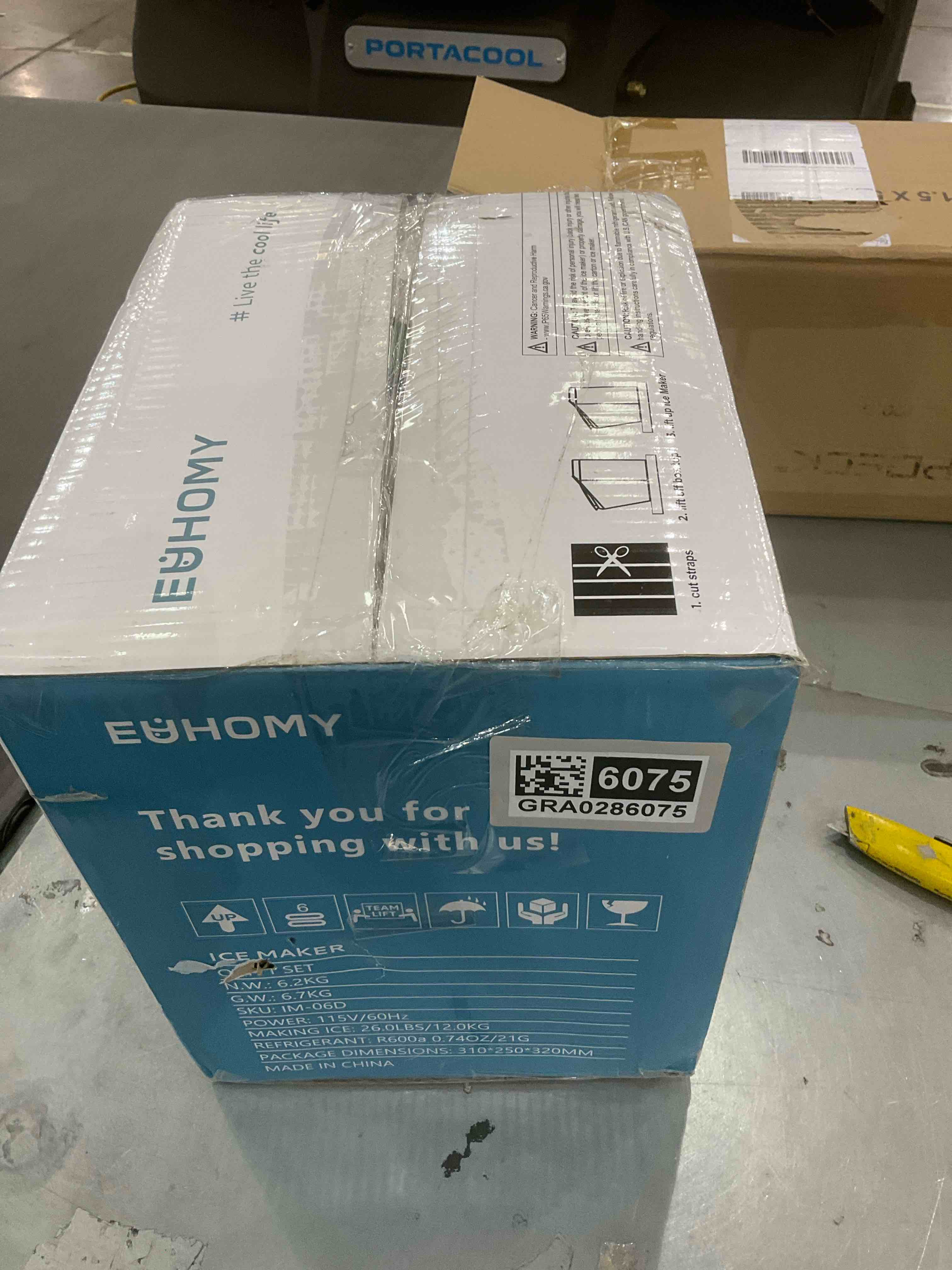 https://s3.amazonaws.com/lotting-images-prod/bidfta/GRA0286075_1729010492563.jpeg