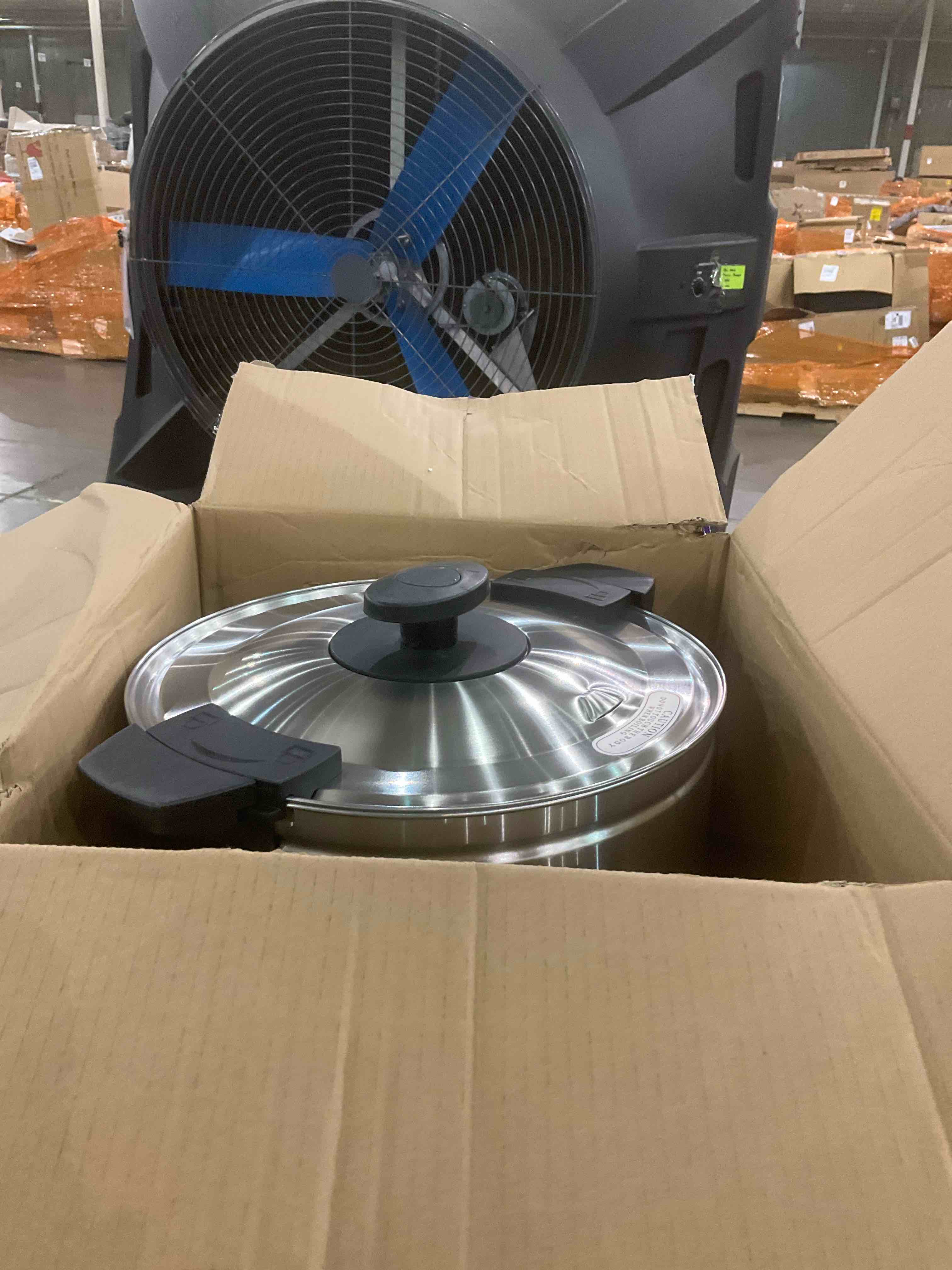 https://s3.amazonaws.com/lotting-images-prod/bidfta/GRA0286129_1728993739874.jpeg