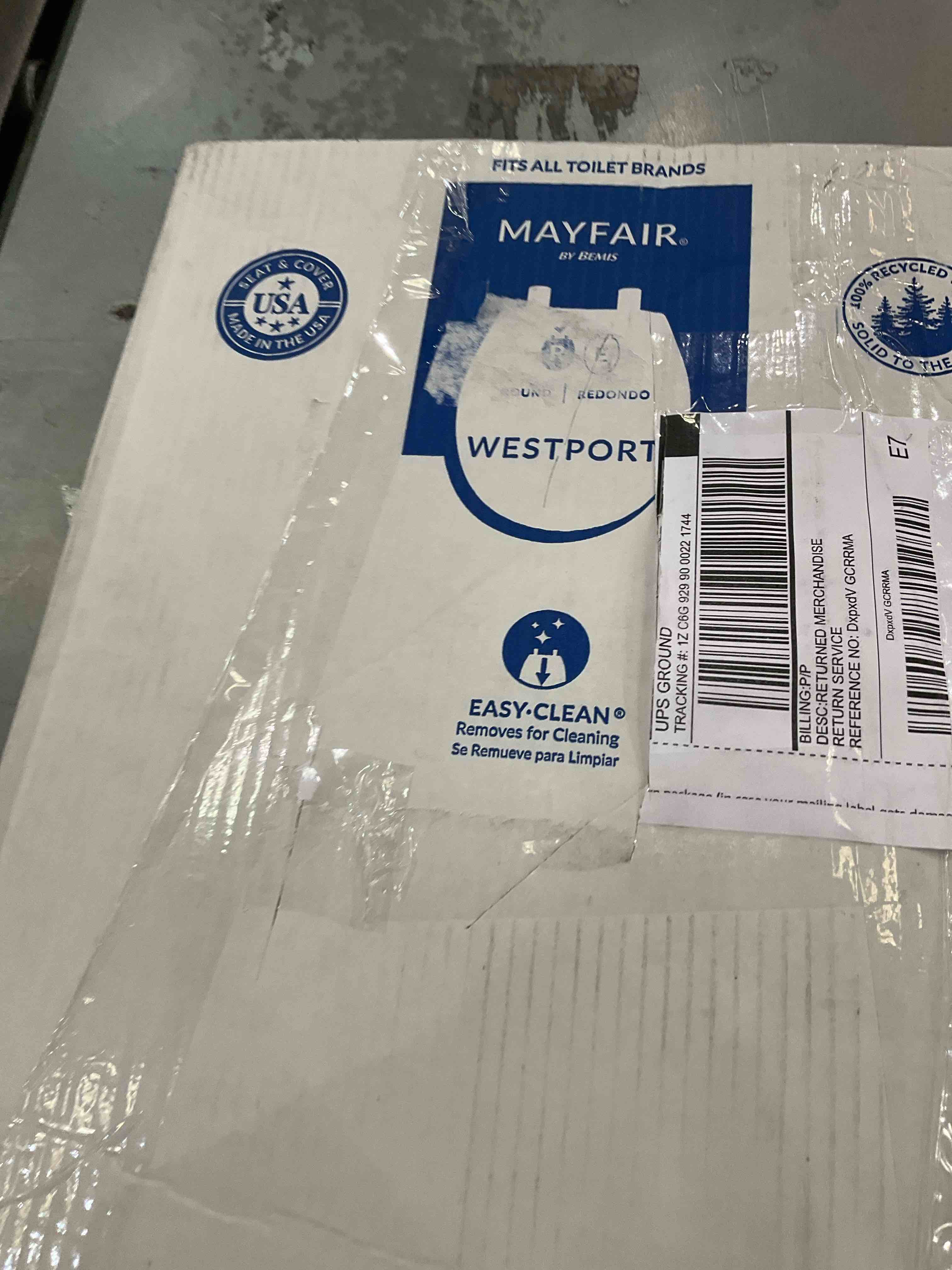 Miscellaneous toilet seats sizes and styles May vary 