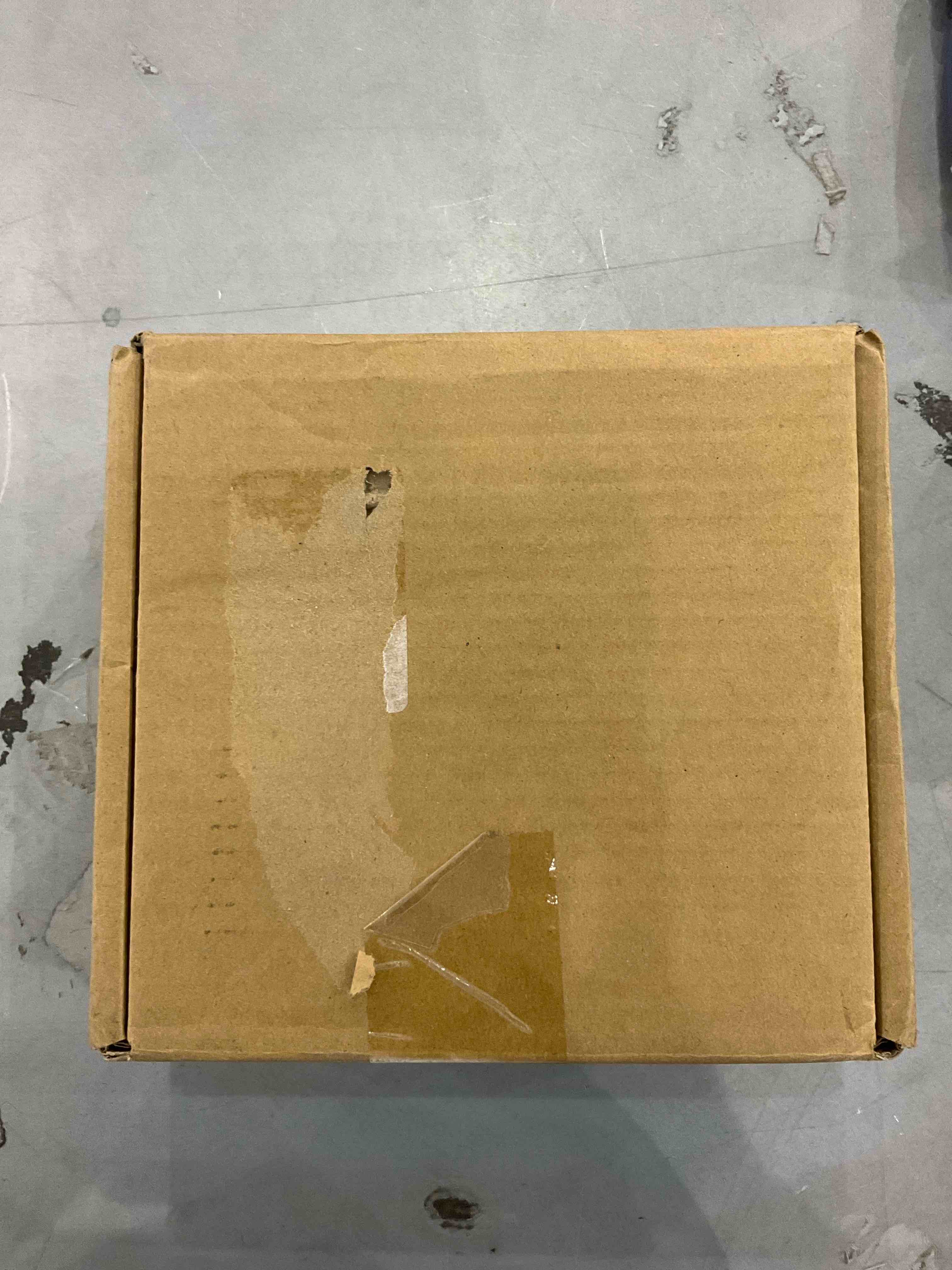 https://s3.amazonaws.com/lotting-images-prod/bidfta/GRA0287358_1727959442055.jpeg