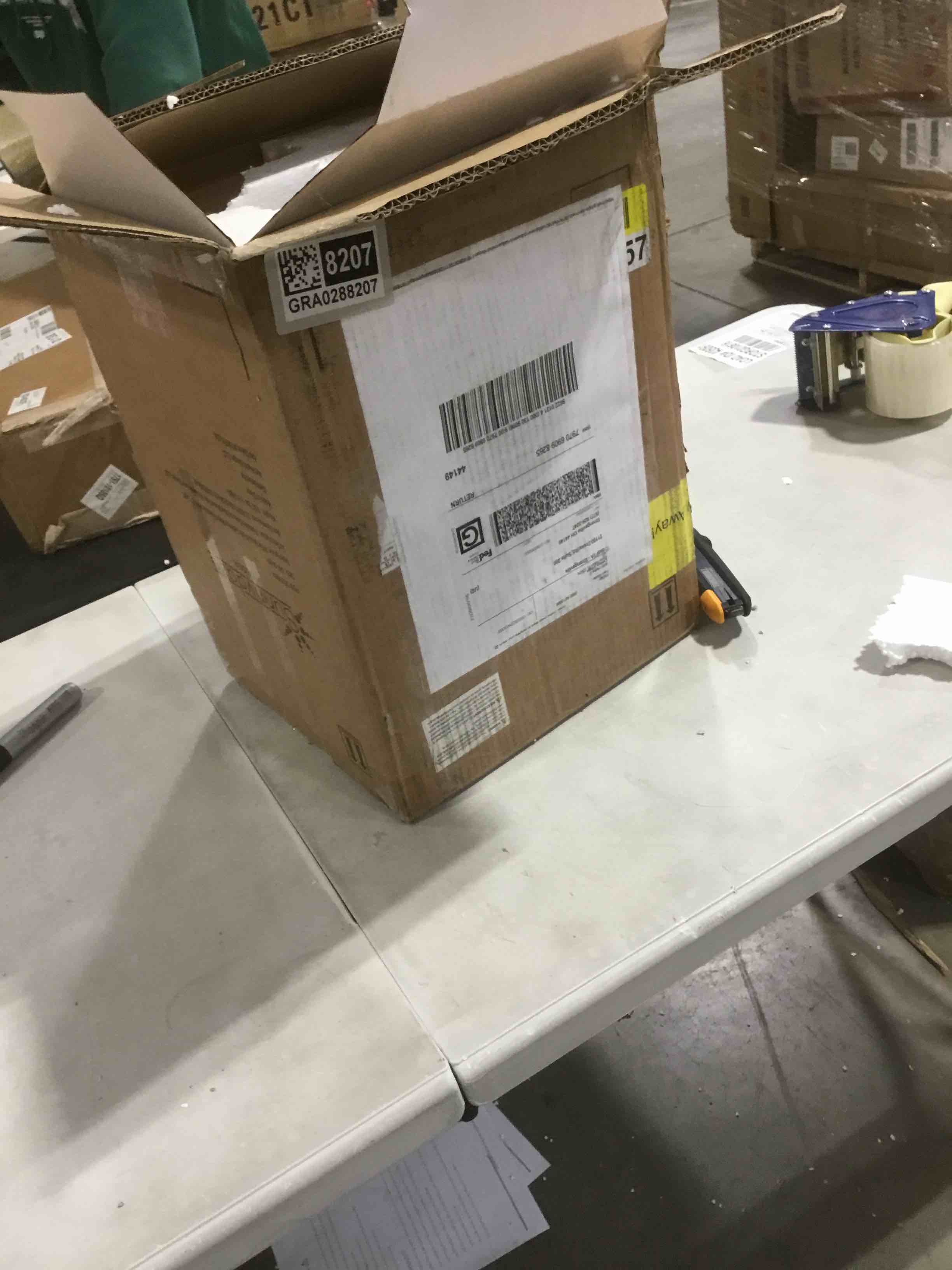 https://s3.amazonaws.com/lotting-images-prod/bidfta/GRA0288207_1738609059668.jpeg