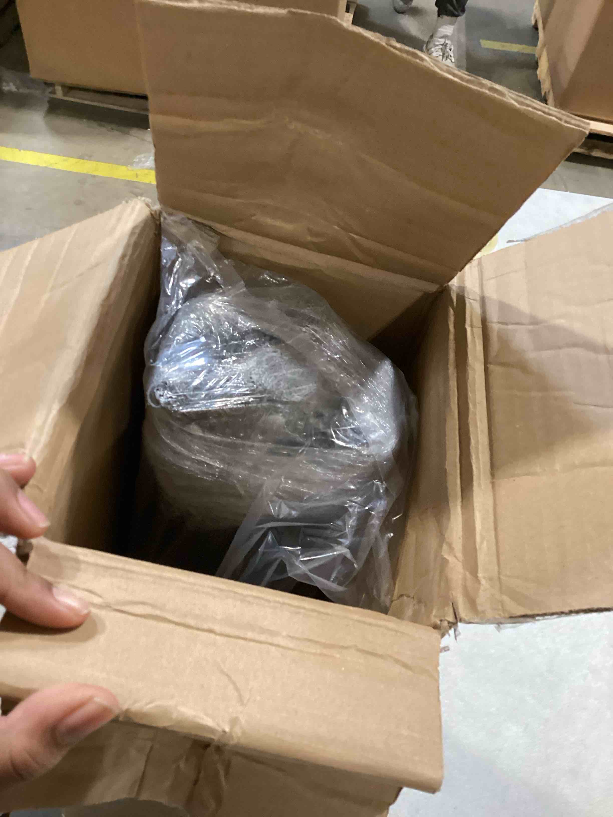 https://s3.amazonaws.com/lotting-images-prod/bidfta/GRA0289041_1731439380135.jpeg