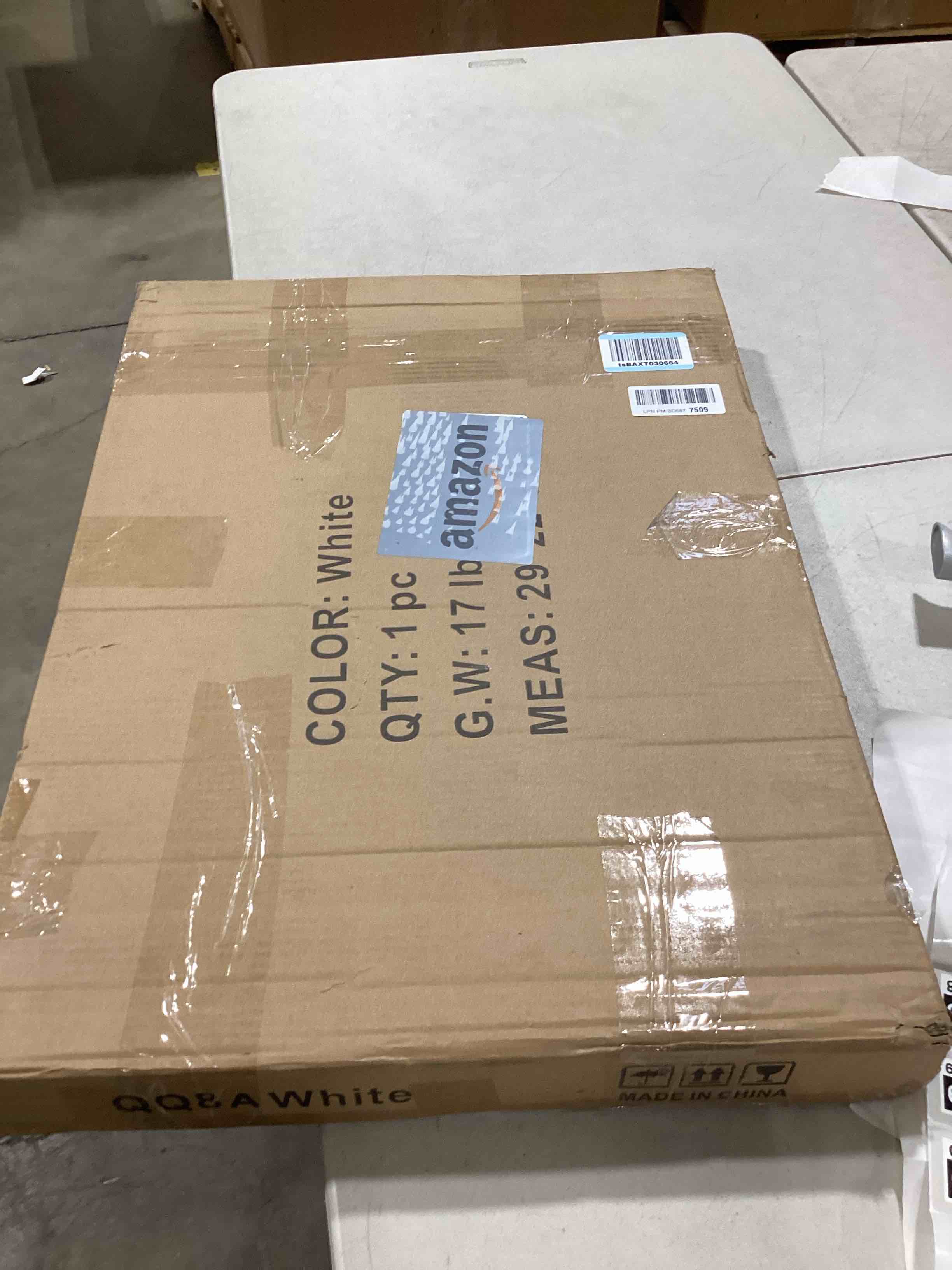 https://s3.amazonaws.com/lotting-images-prod/bidfta/GRA0290120_1733772590491.jpeg