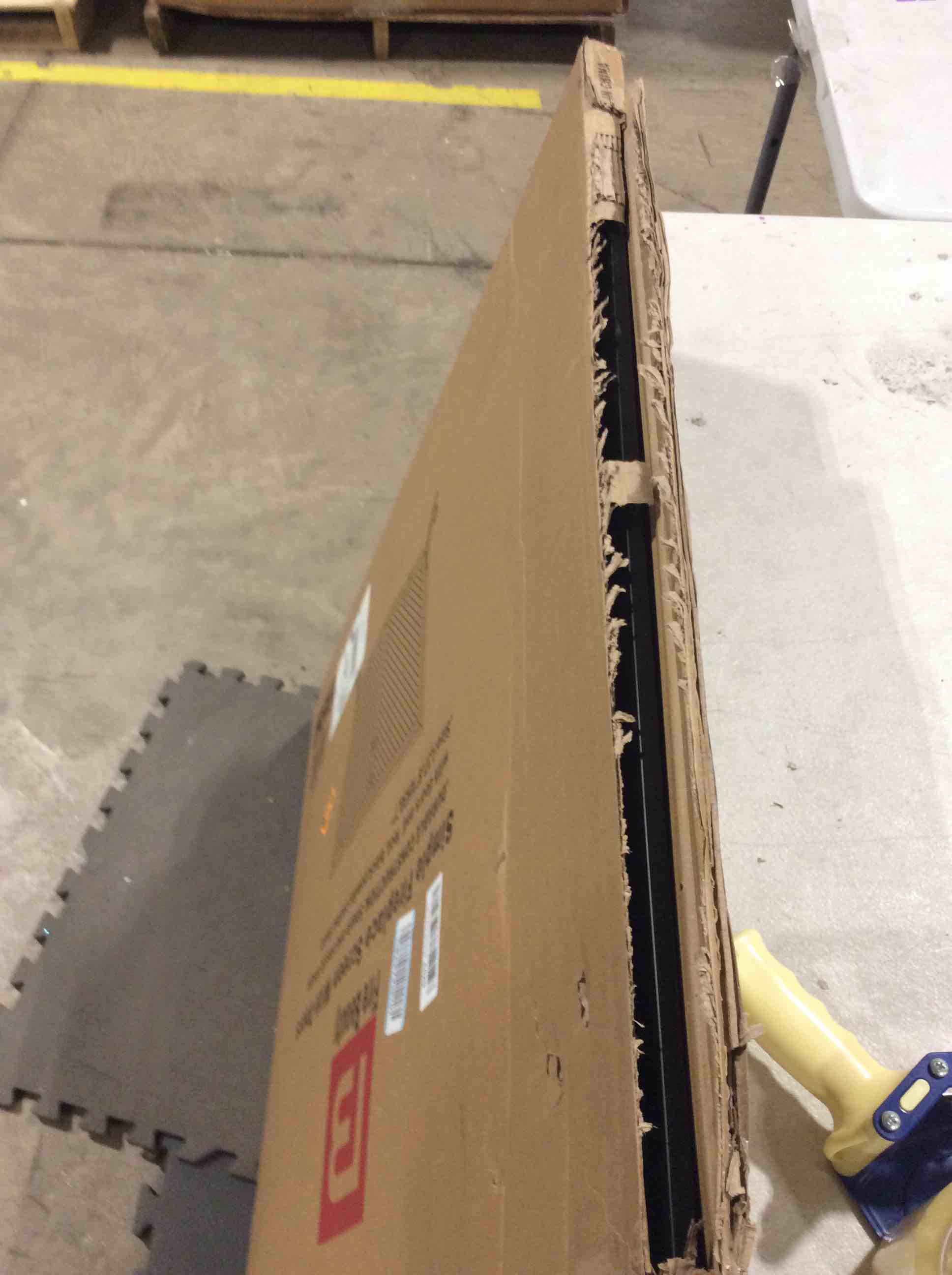 https://s3.amazonaws.com/lotting-images-prod/bidfta/GRA0291683_1733144084951.jpeg