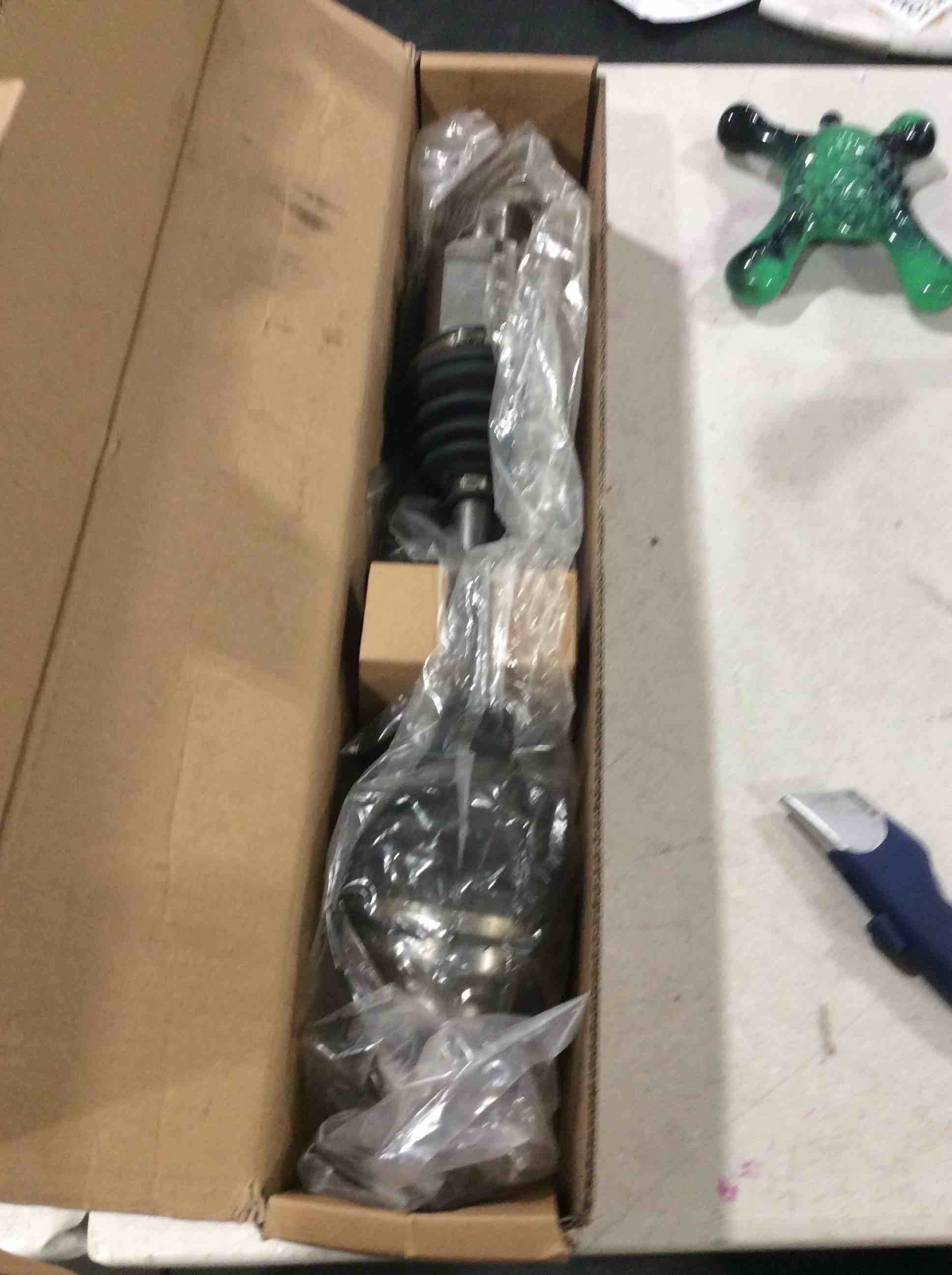https://s3.amazonaws.com/lotting-images-prod/bidfta/GRA0291709_1733142030862.jpeg