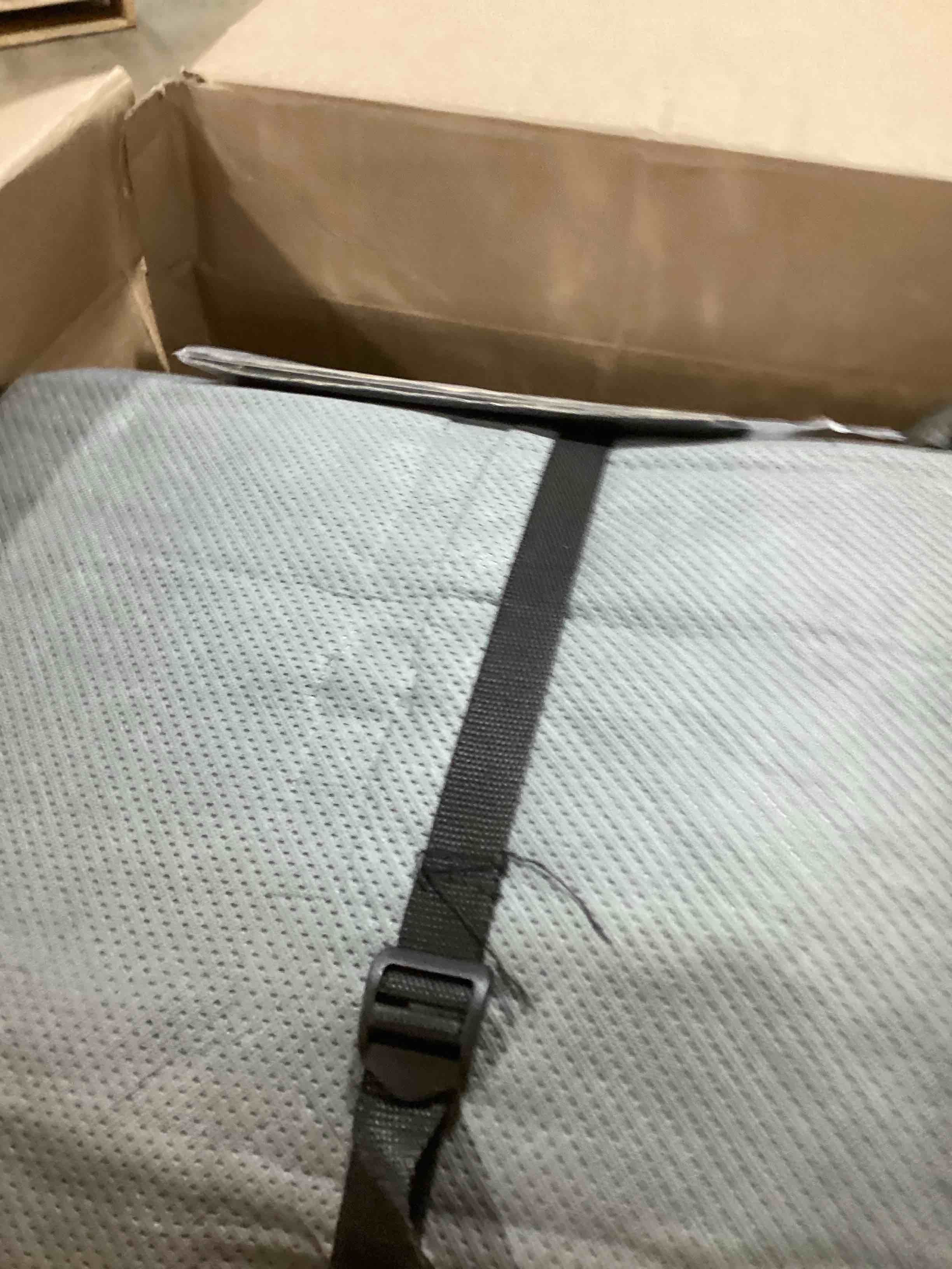 https://s3.amazonaws.com/lotting-images-prod/bidfta/GRA0292910_1733233591439.jpeg