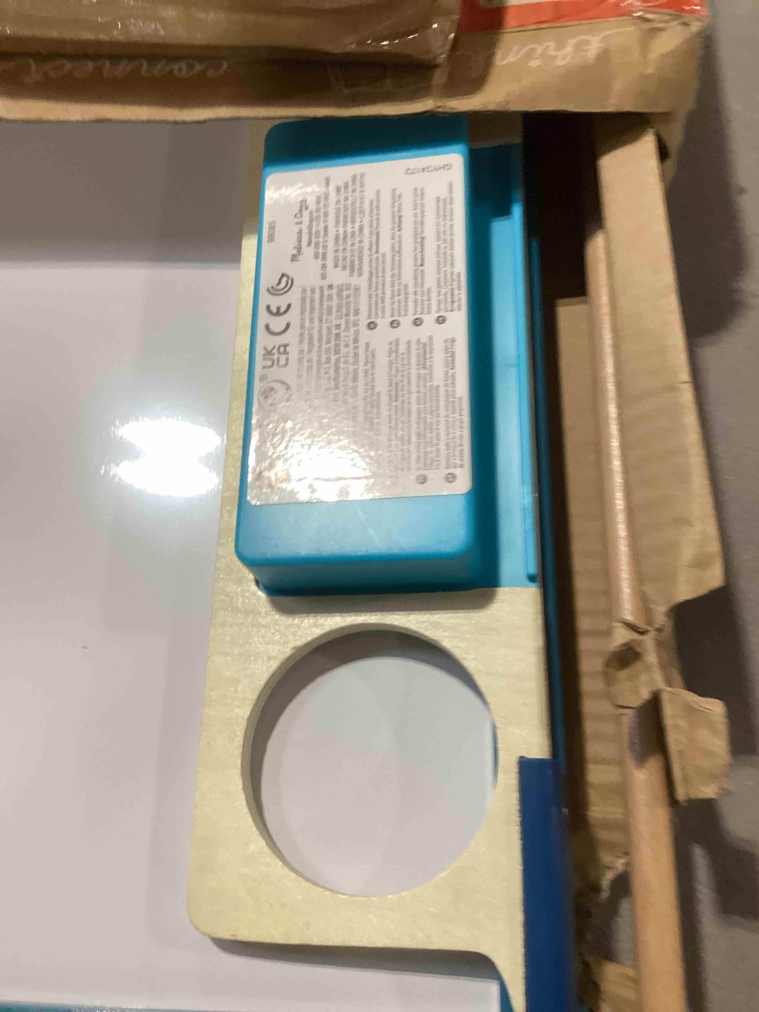 https://s3.amazonaws.com/lotting-images-prod/bidfta/GRA0293019_1733160133840.jpeg