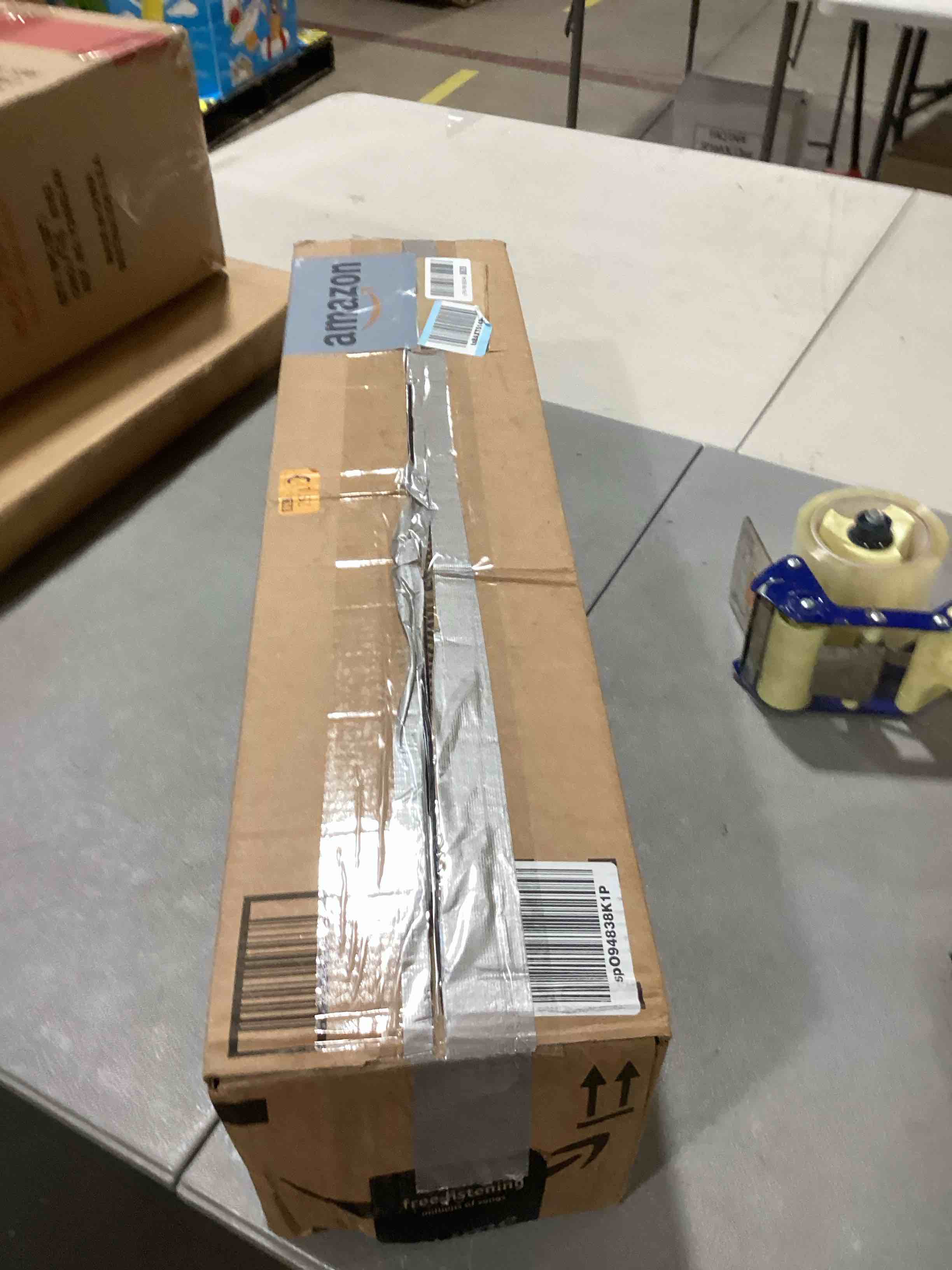 https://s3.amazonaws.com/lotting-images-prod/bidfta/GRA0293442_1732628602498.jpeg