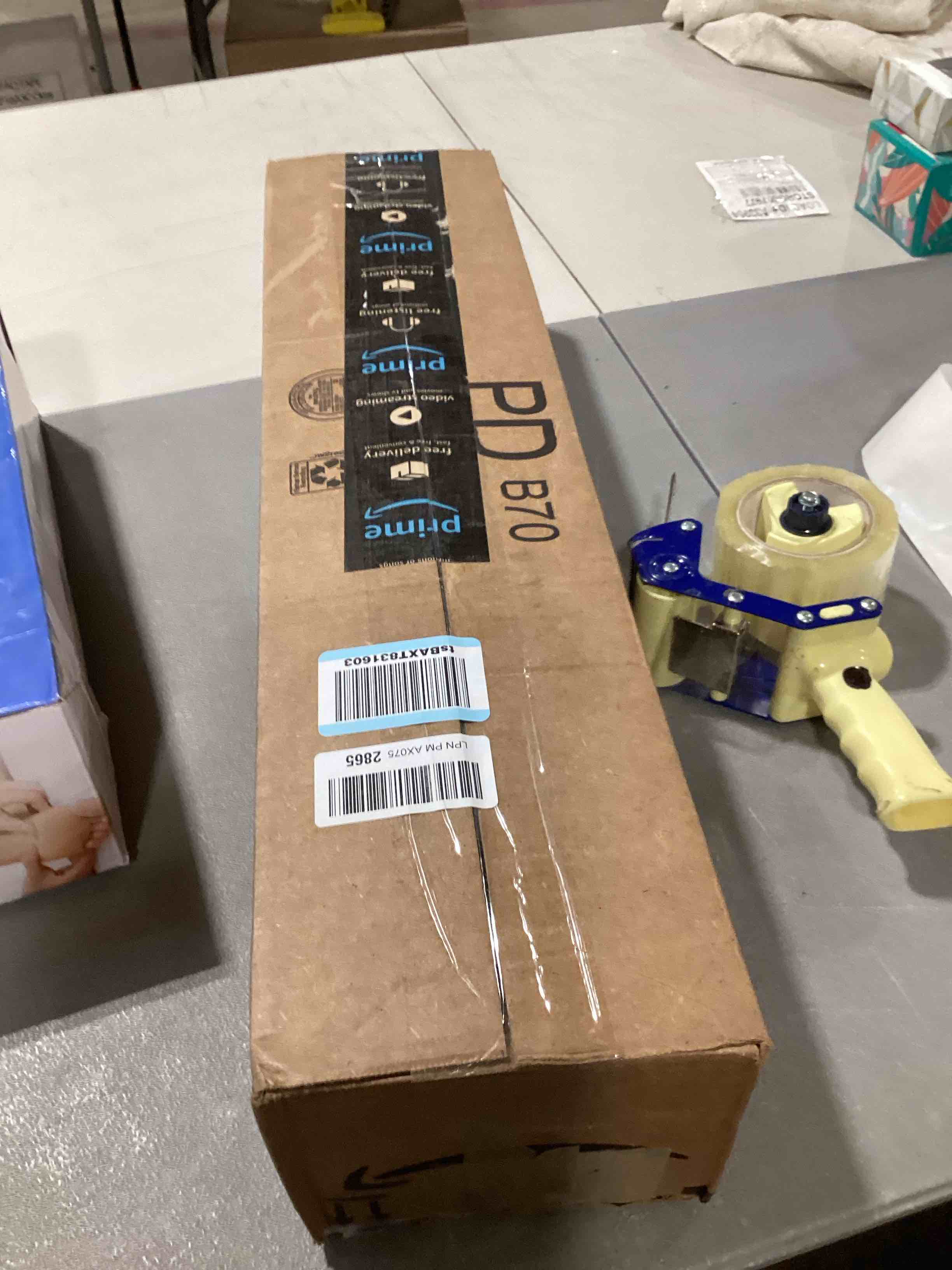 https://s3.amazonaws.com/lotting-images-prod/bidfta/GRA0293524_1732549084966.jpeg