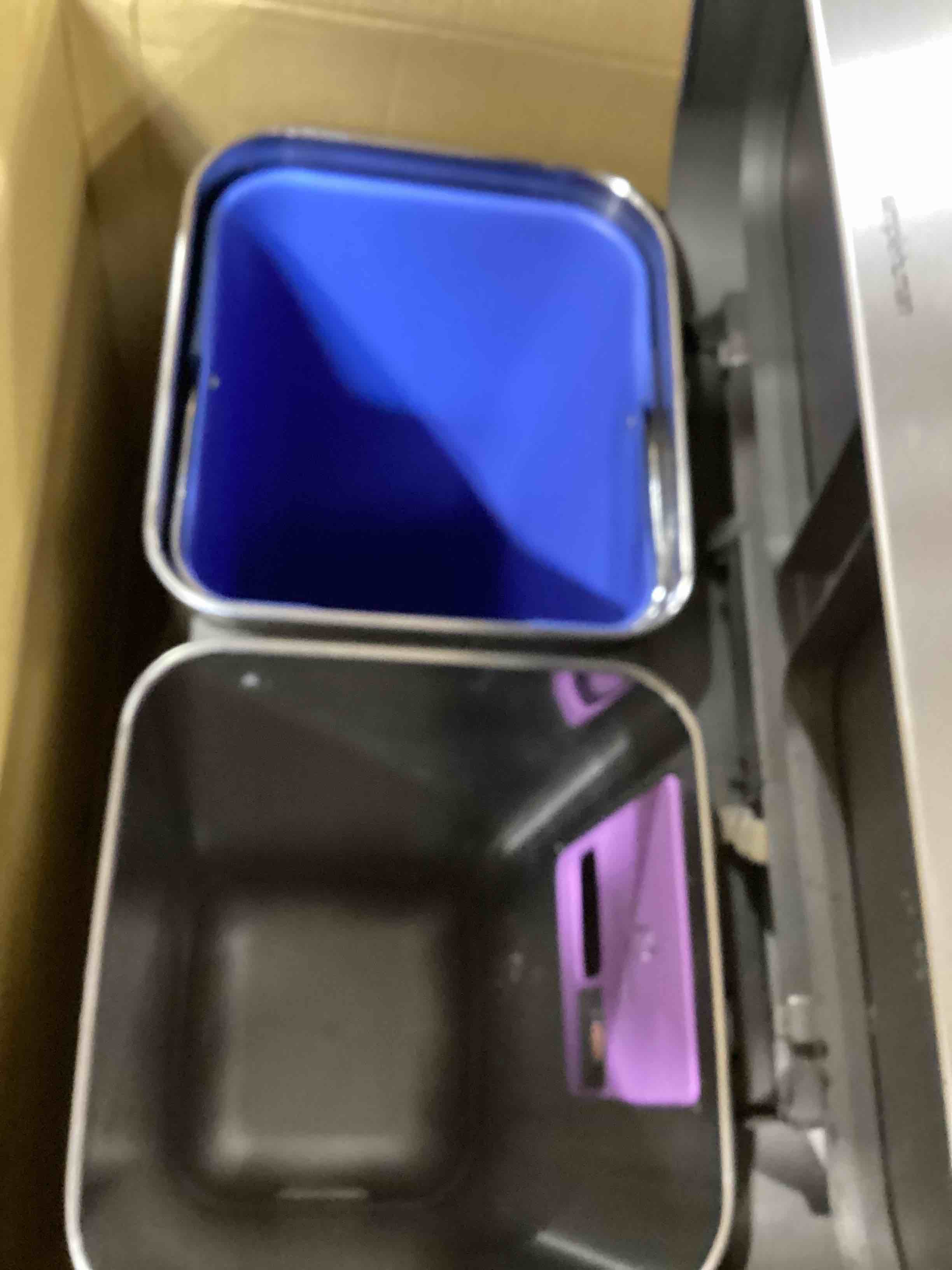 https://s3.amazonaws.com/lotting-images-prod/bidfta/GRA0293847_1732117451114.jpeg