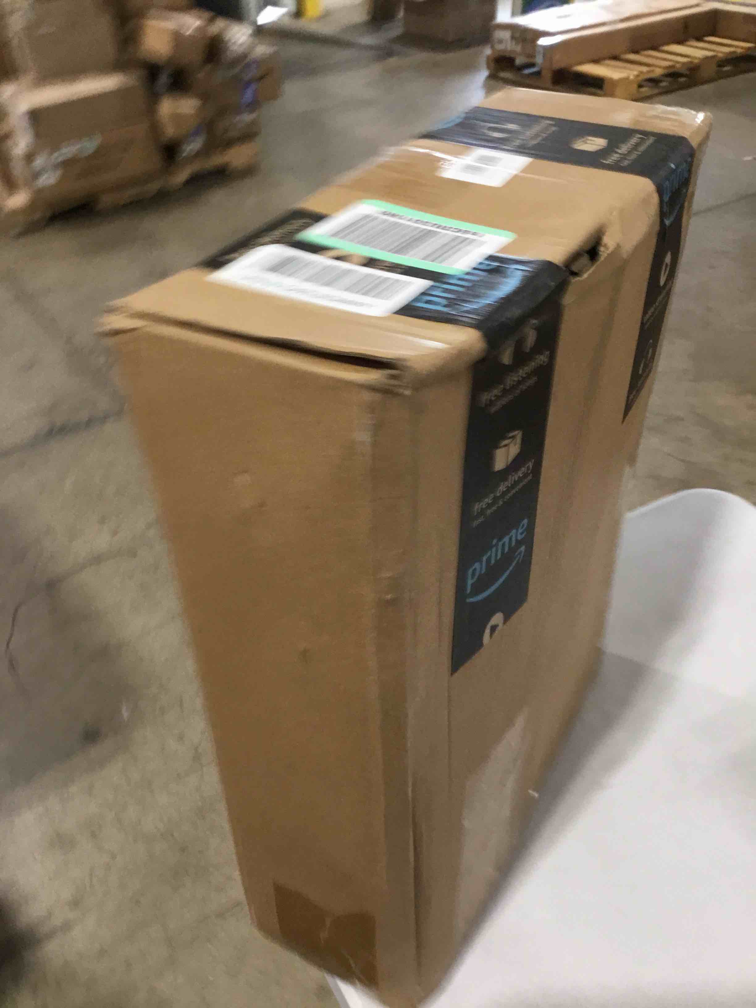 https://s3.amazonaws.com/lotting-images-prod/bidfta/GRA0295887_1728331681229.jpeg