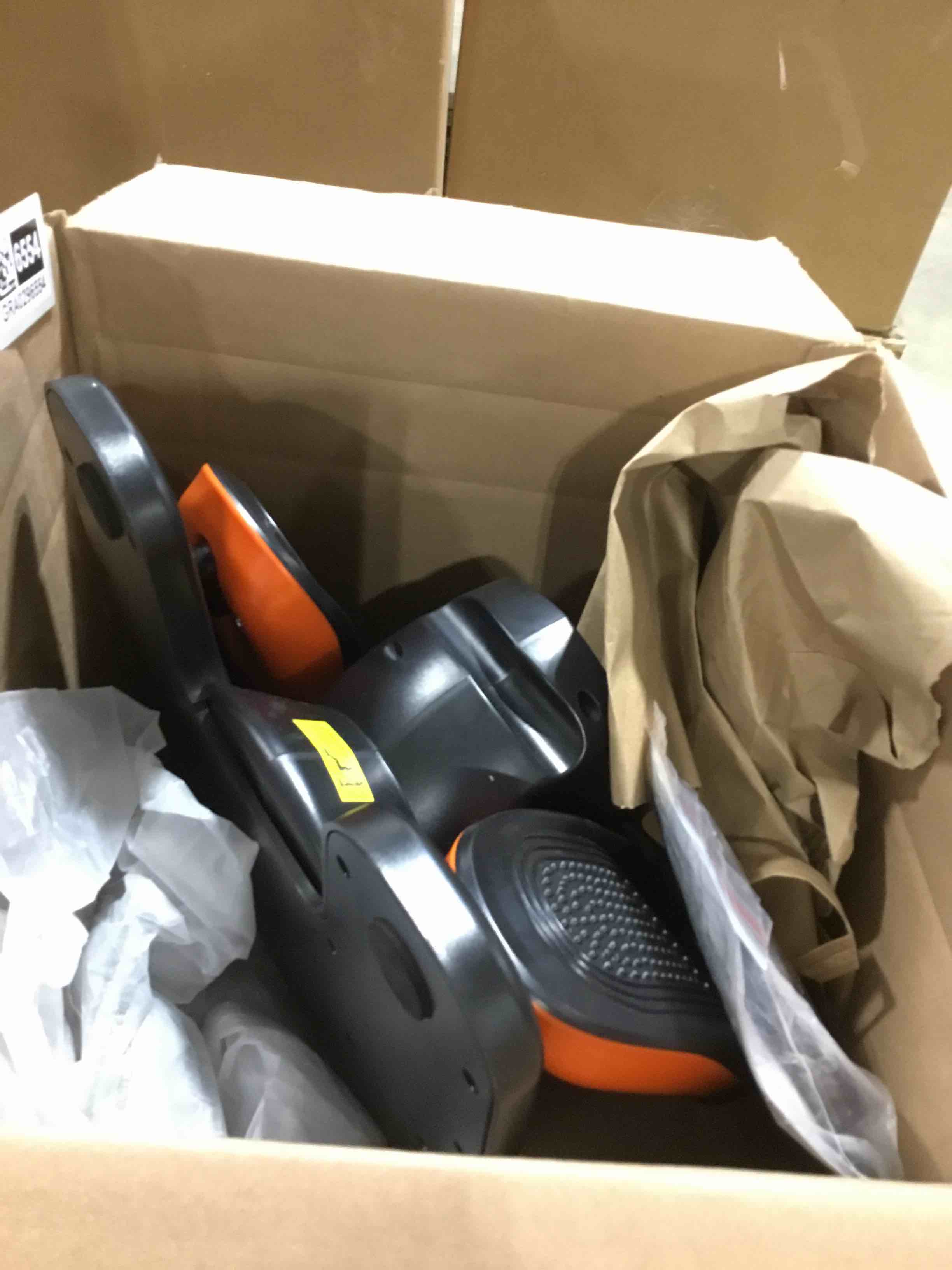 https://s3.amazonaws.com/lotting-images-prod/bidfta/GRA0296554_1735241544611.jpeg
