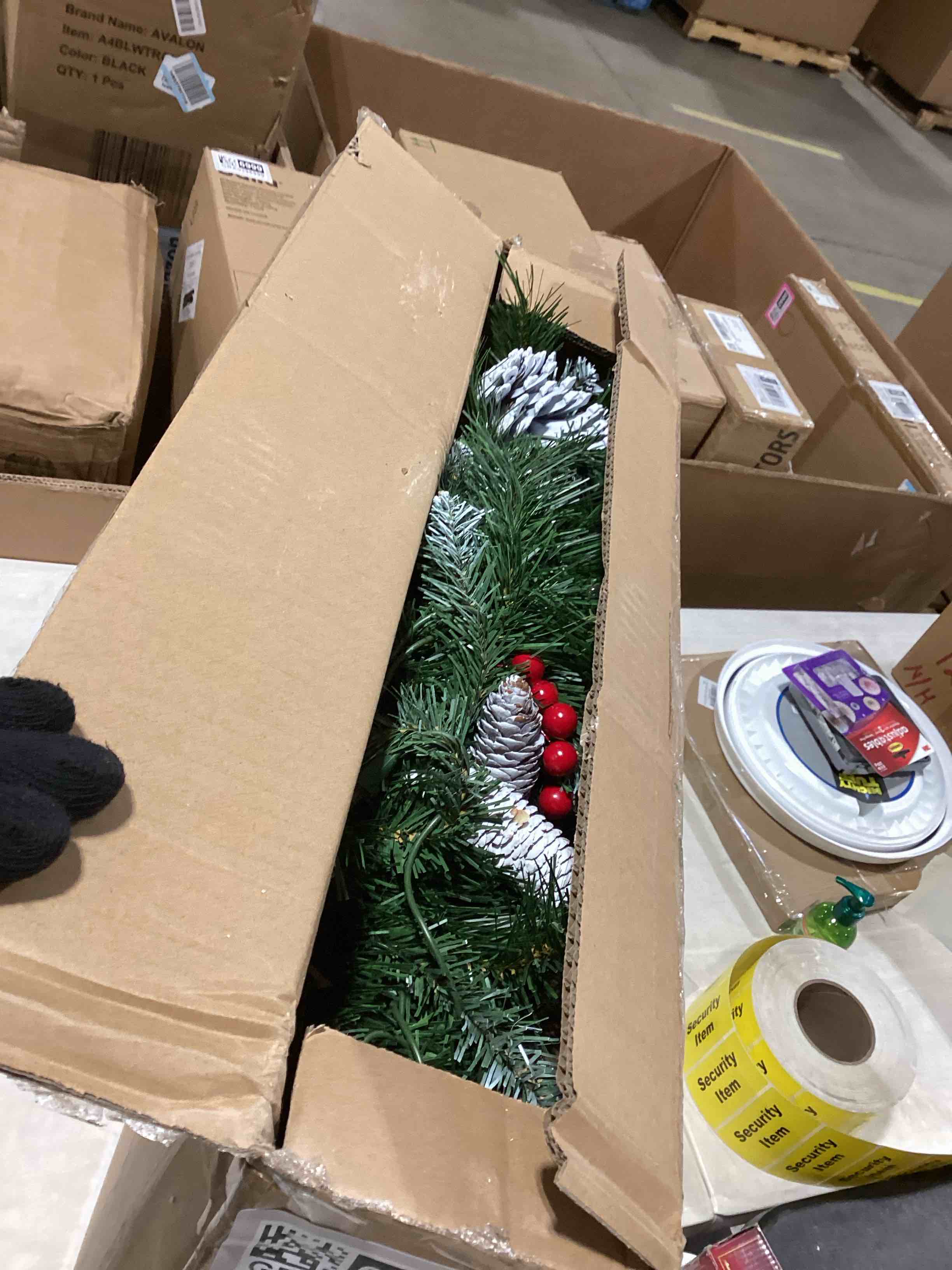 Frosted Berry Wreath with Clear Lights