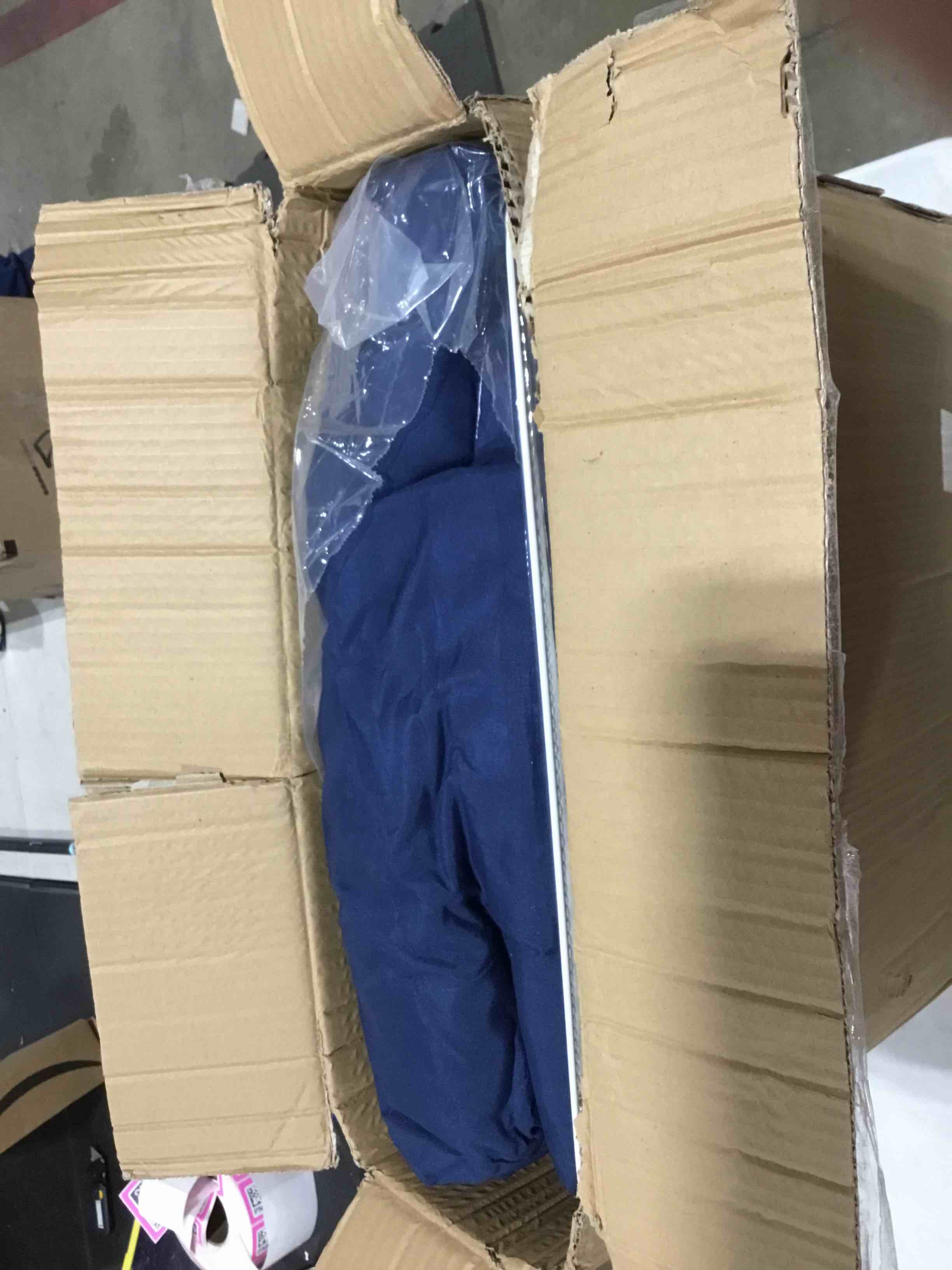 https://s3.amazonaws.com/lotting-images-prod/bidfta/GRA0298614_1734535062930.jpeg