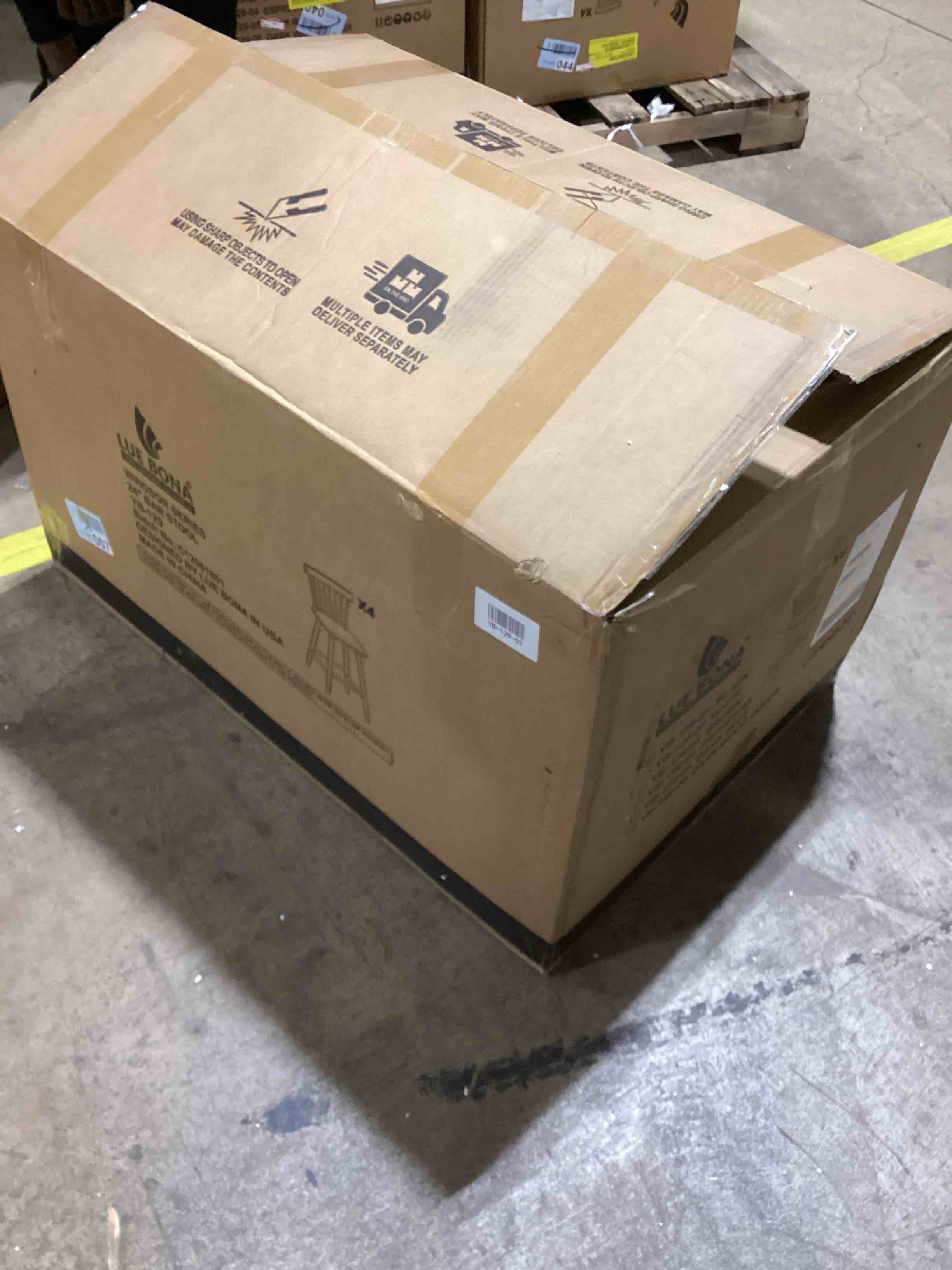 https://s3.amazonaws.com/lotting-images-prod/bidfta/GRA0298685_1733920320989.jpeg