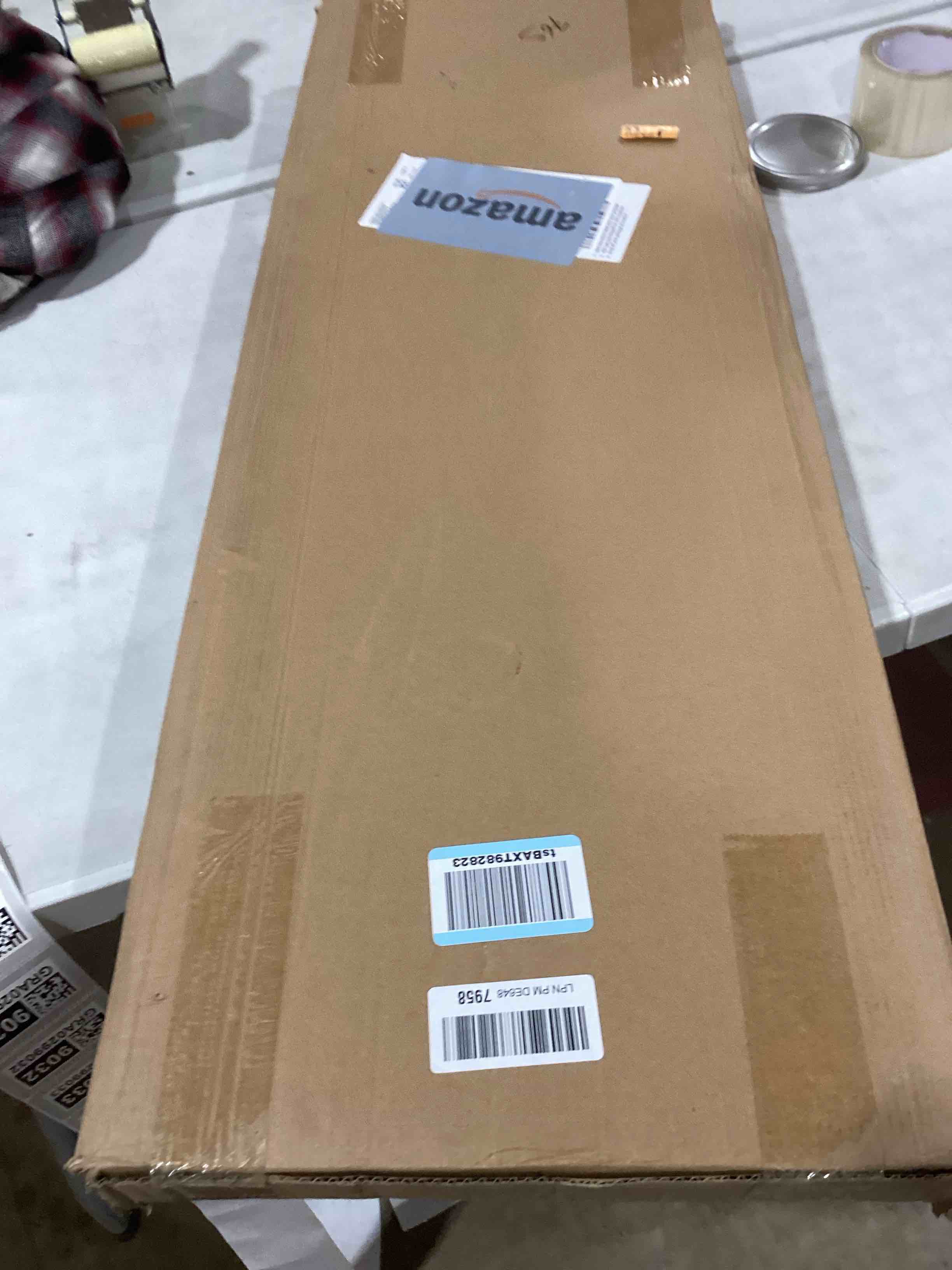 https://s3.amazonaws.com/lotting-images-prod/bidfta/GRA0299034_1733757132337.jpeg