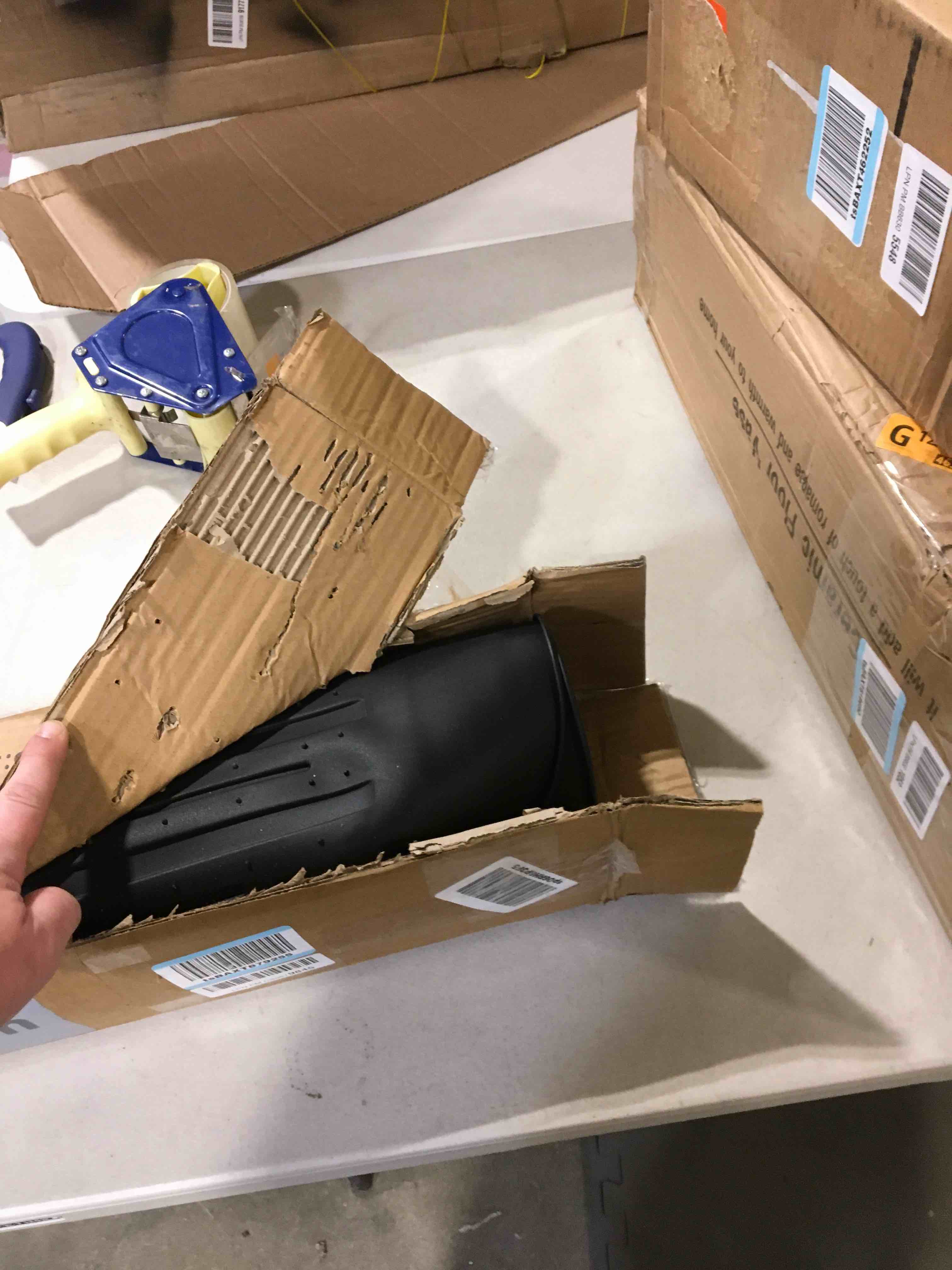 https://s3.amazonaws.com/lotting-images-prod/bidfta/GRA0300086_1731092402195.jpeg