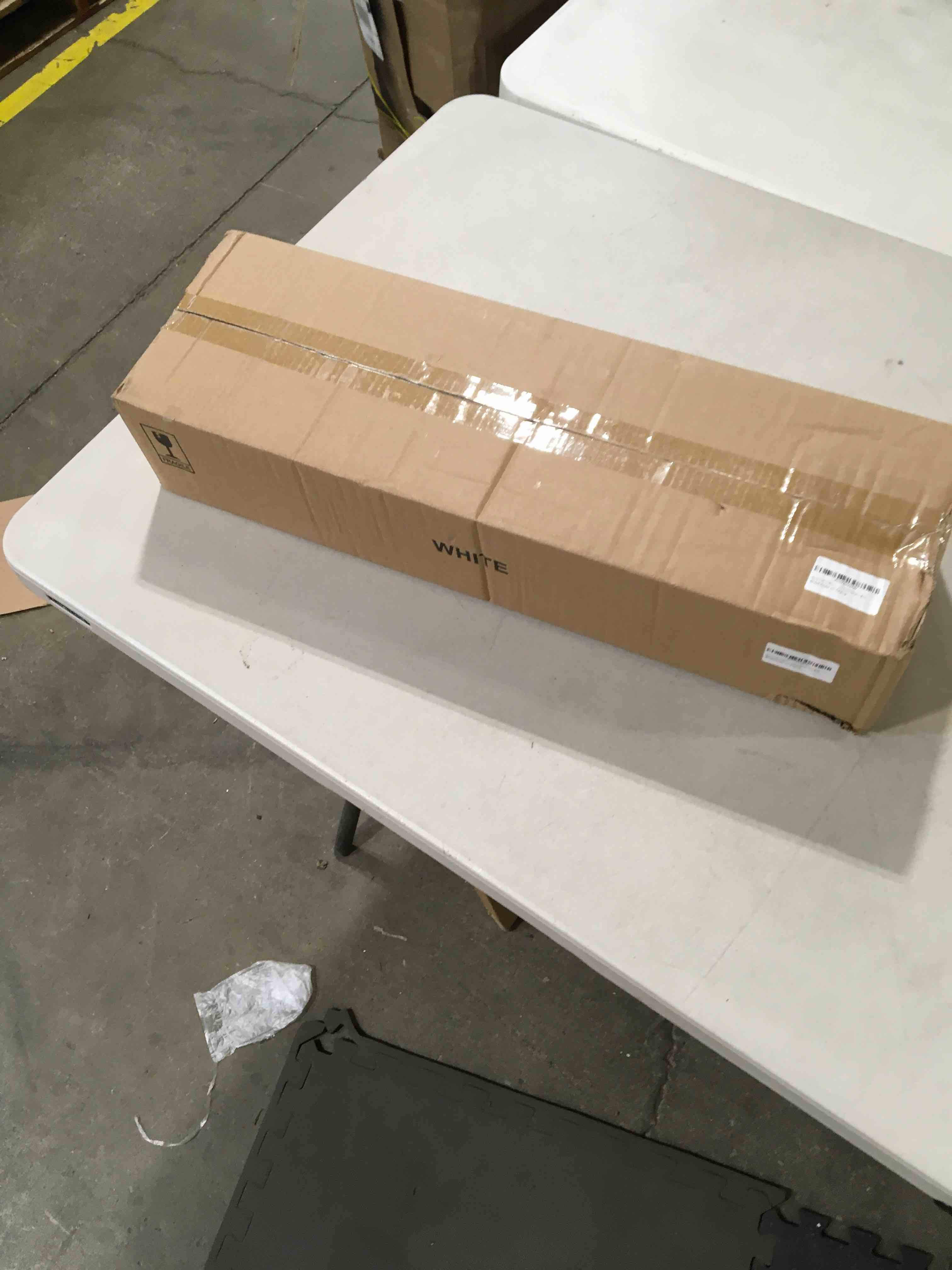 https://s3.amazonaws.com/lotting-images-prod/bidfta/GRA0300087_1731092123741.jpeg