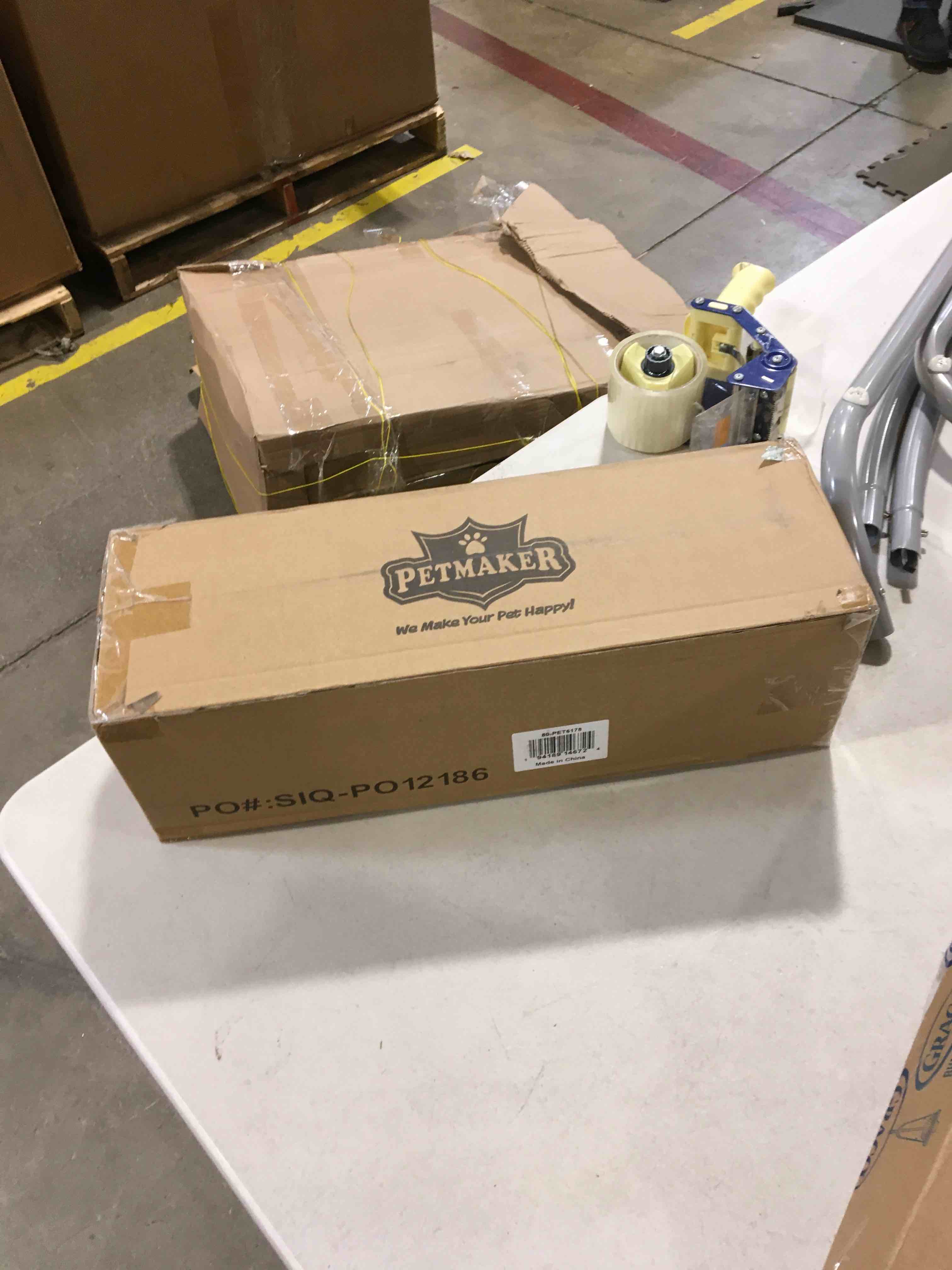 https://s3.amazonaws.com/lotting-images-prod/bidfta/GRA0300091_1731091435512.jpeg