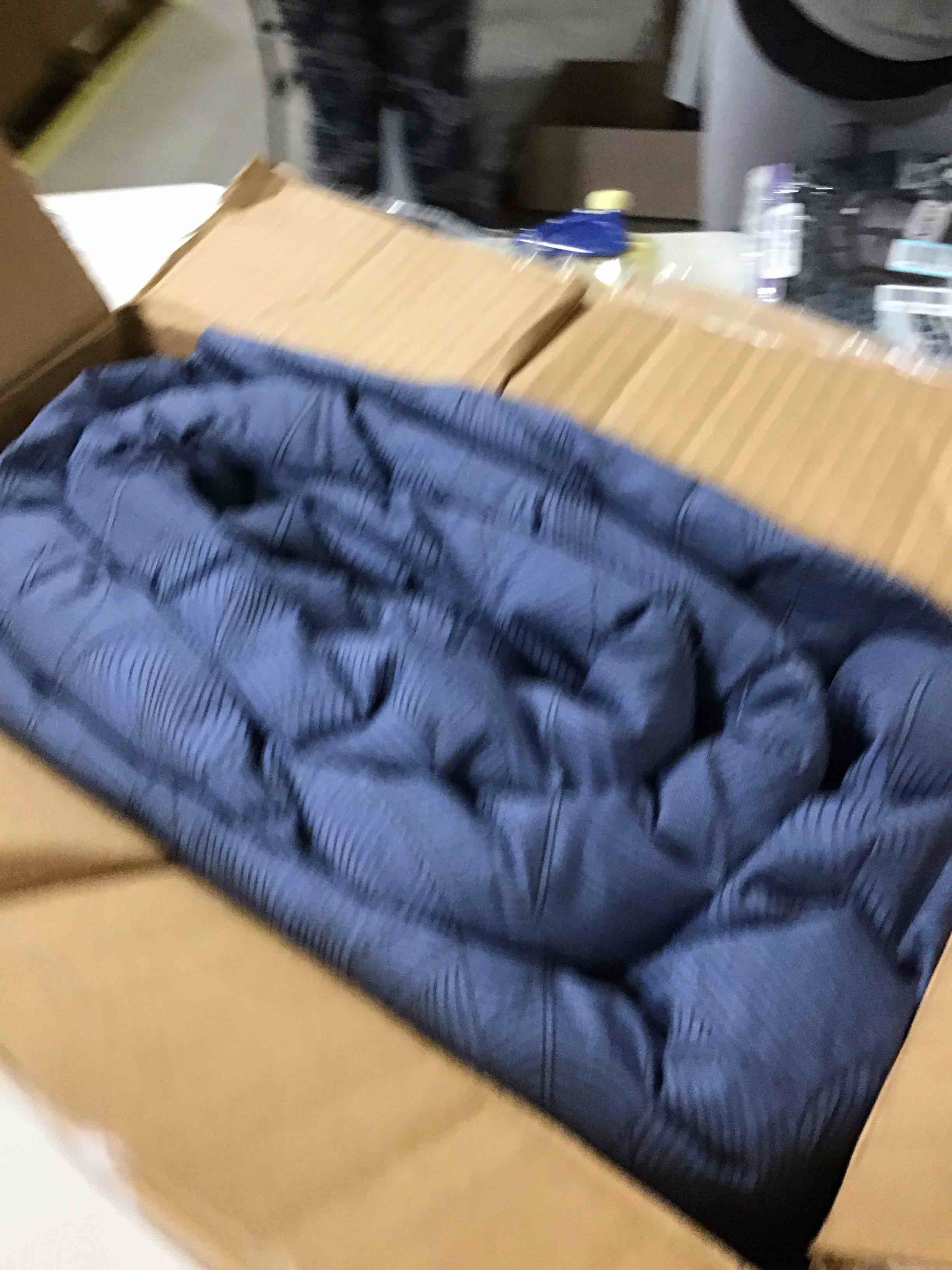 SLEEPBELLA Comforter King Size, 600 Thread Count Cotton Navy & Grey Leaves Reveisible Comforter Sets, Down Alternative Bedding Set 3Pcs(King, Navy&Blue Leaves)