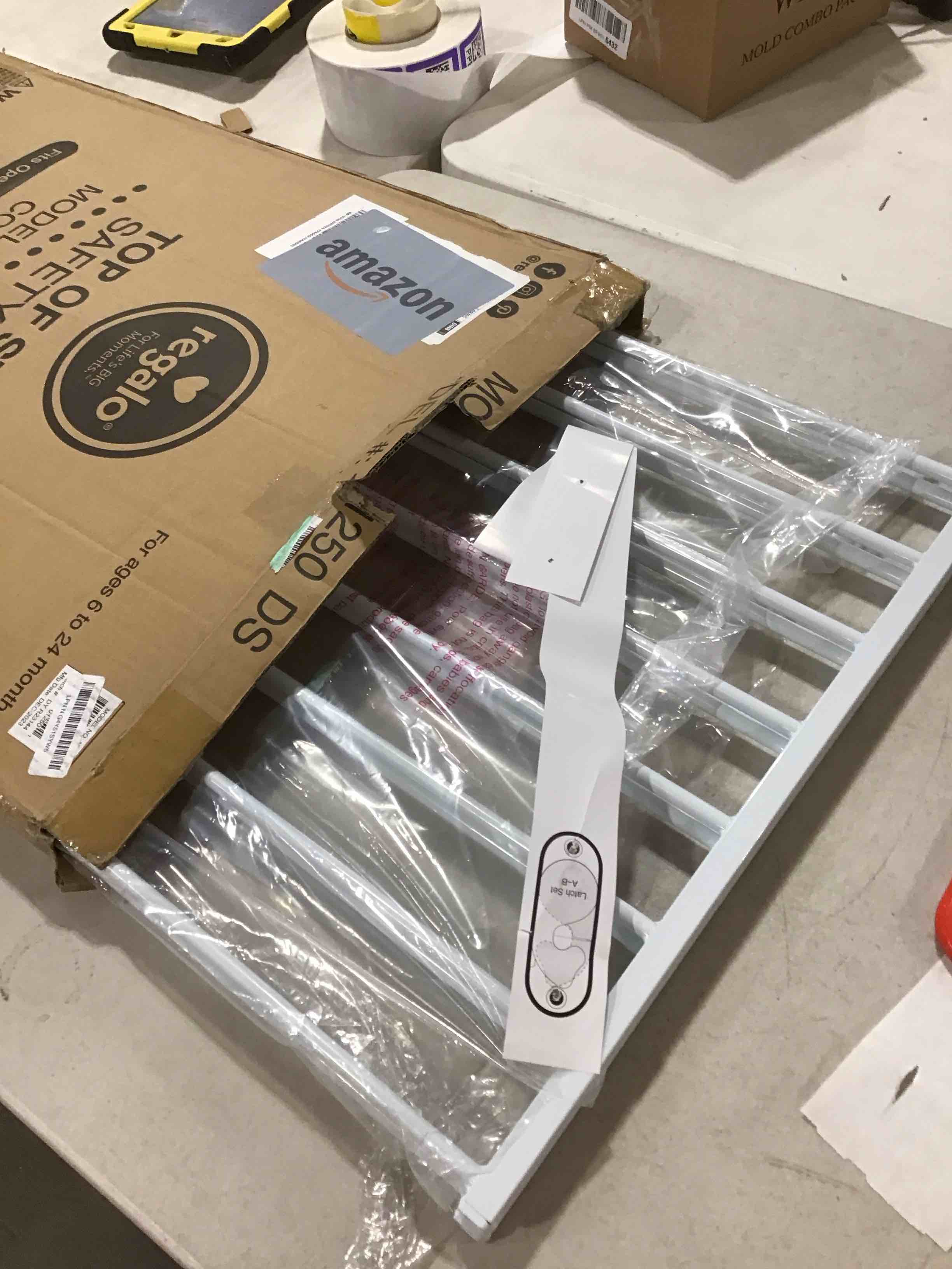 https://s3.amazonaws.com/lotting-images-prod/bidfta/GRA0301045_1729688710655.jpeg