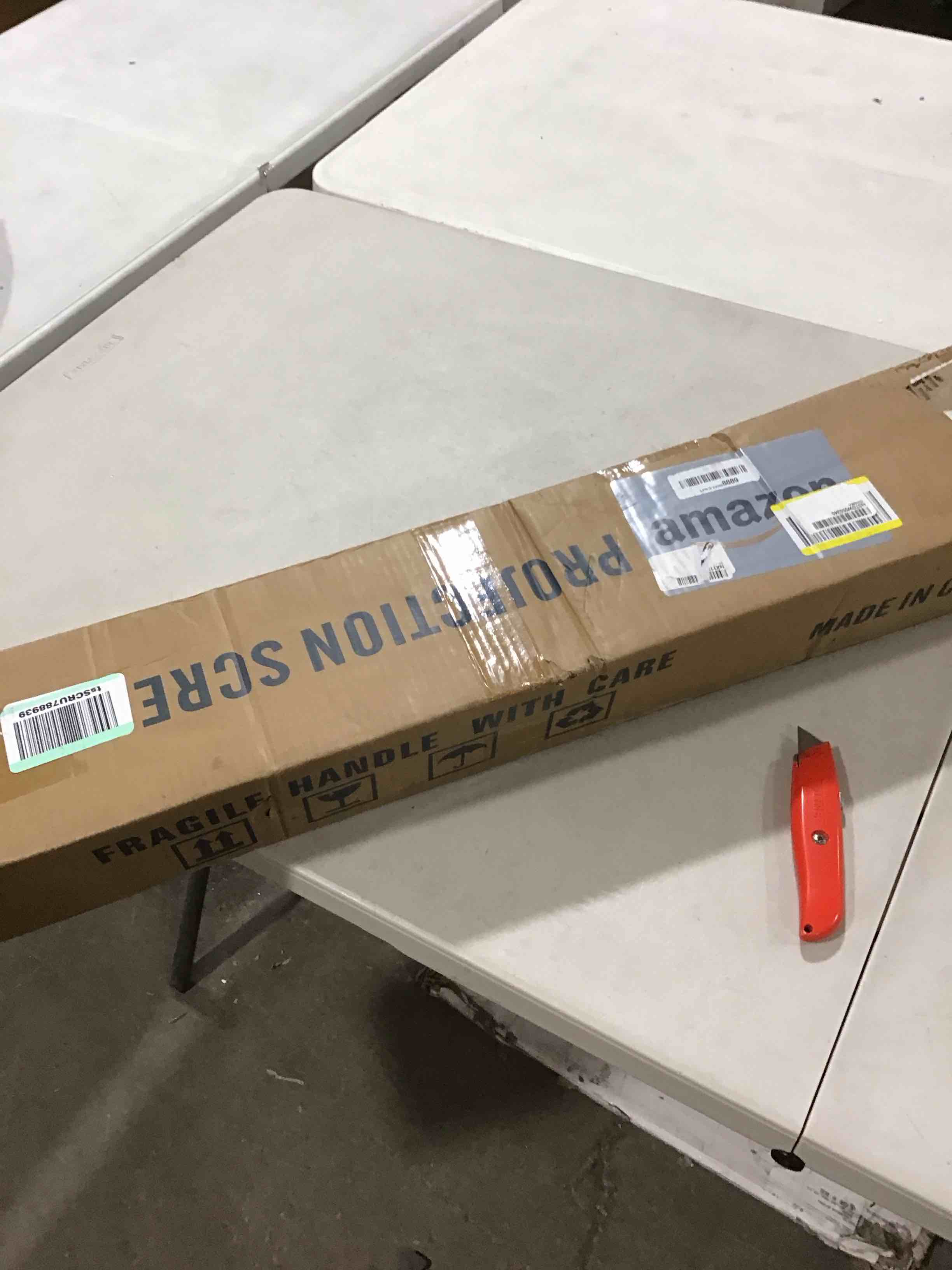 Projector Screen with Stand, 80 Inch Portable Projector Screen Outdoor Indoor, 1.2 Gain Fiberglass Projection Screen, 16:9 Outdoor Movie Screen with Carrying Bag for Movie Night