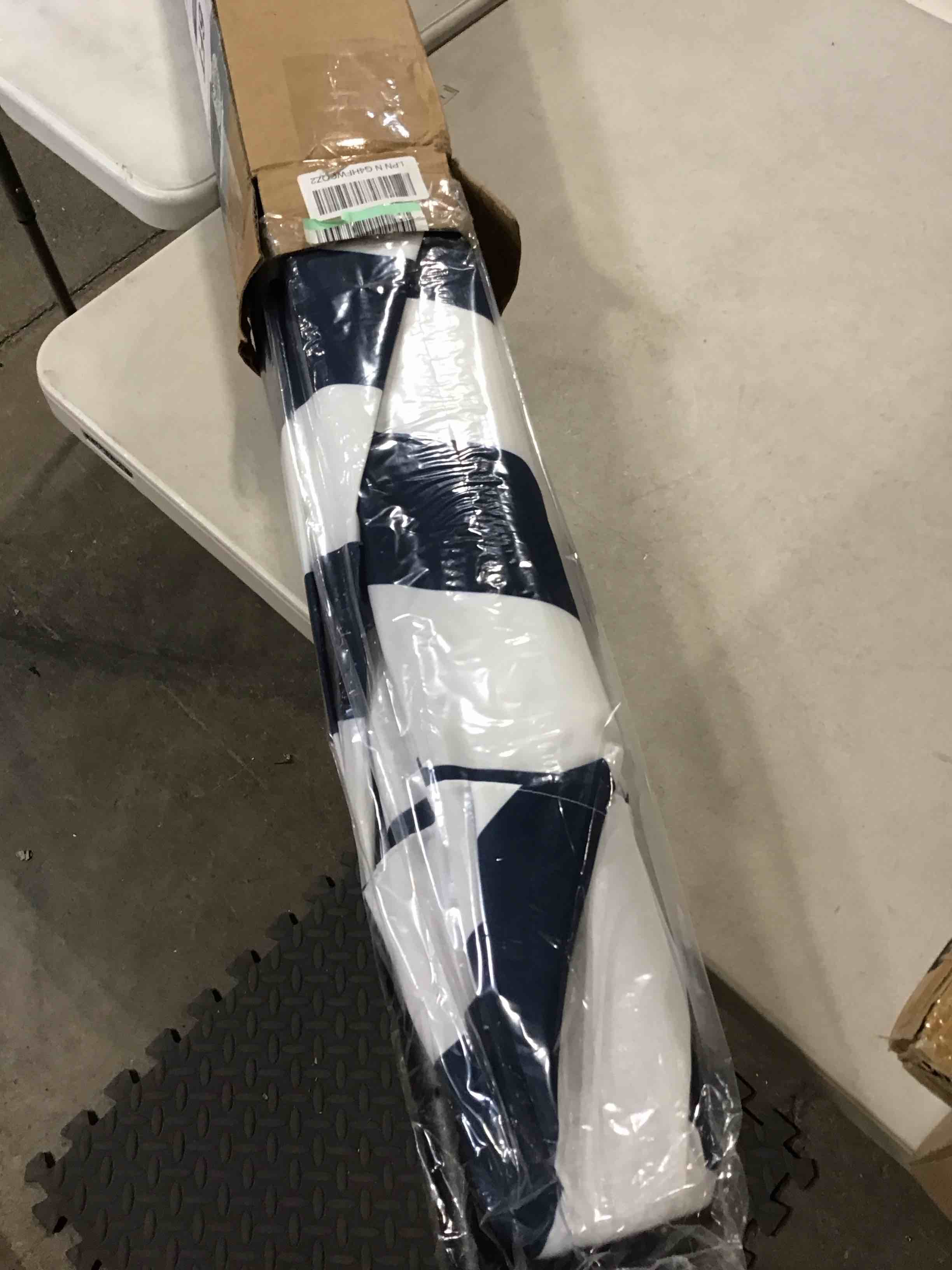 https://s3.amazonaws.com/lotting-images-prod/bidfta/GRA0301466_1729265564112.jpeg
