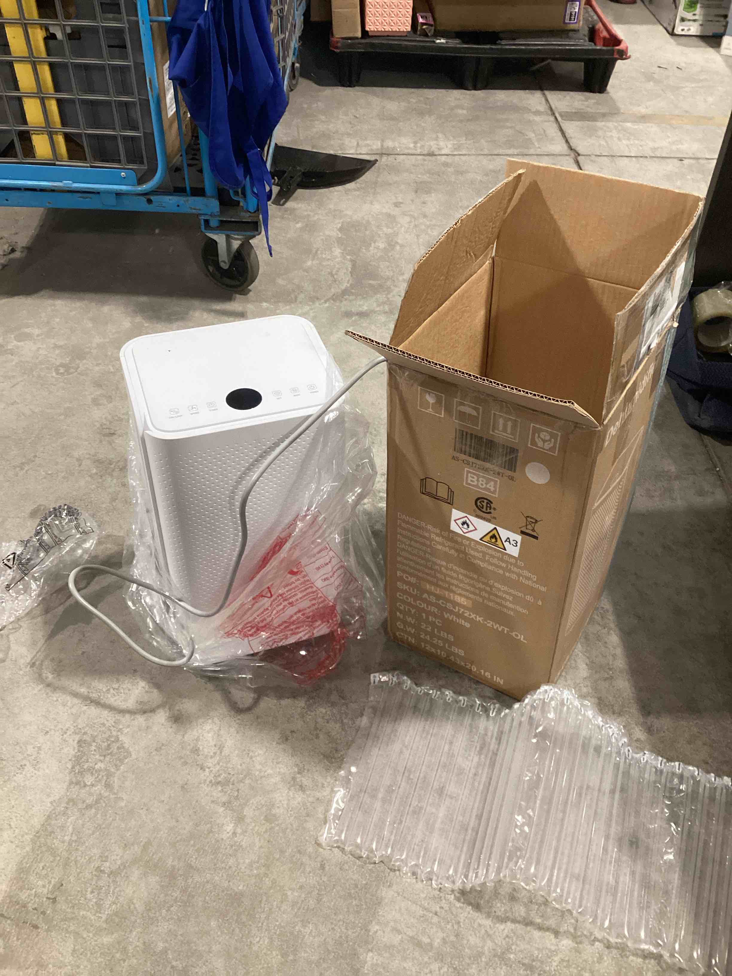 Condition photo showing New/Like New for newbulig 30pints dehumidifier with drain hose, 2,000 sq.ft dehumidifier for basement, 0.53 gallon tank, low 38db, smart humidity ring, ideal whole house humidity remover for home, bedroom & bathroom white 30 pints