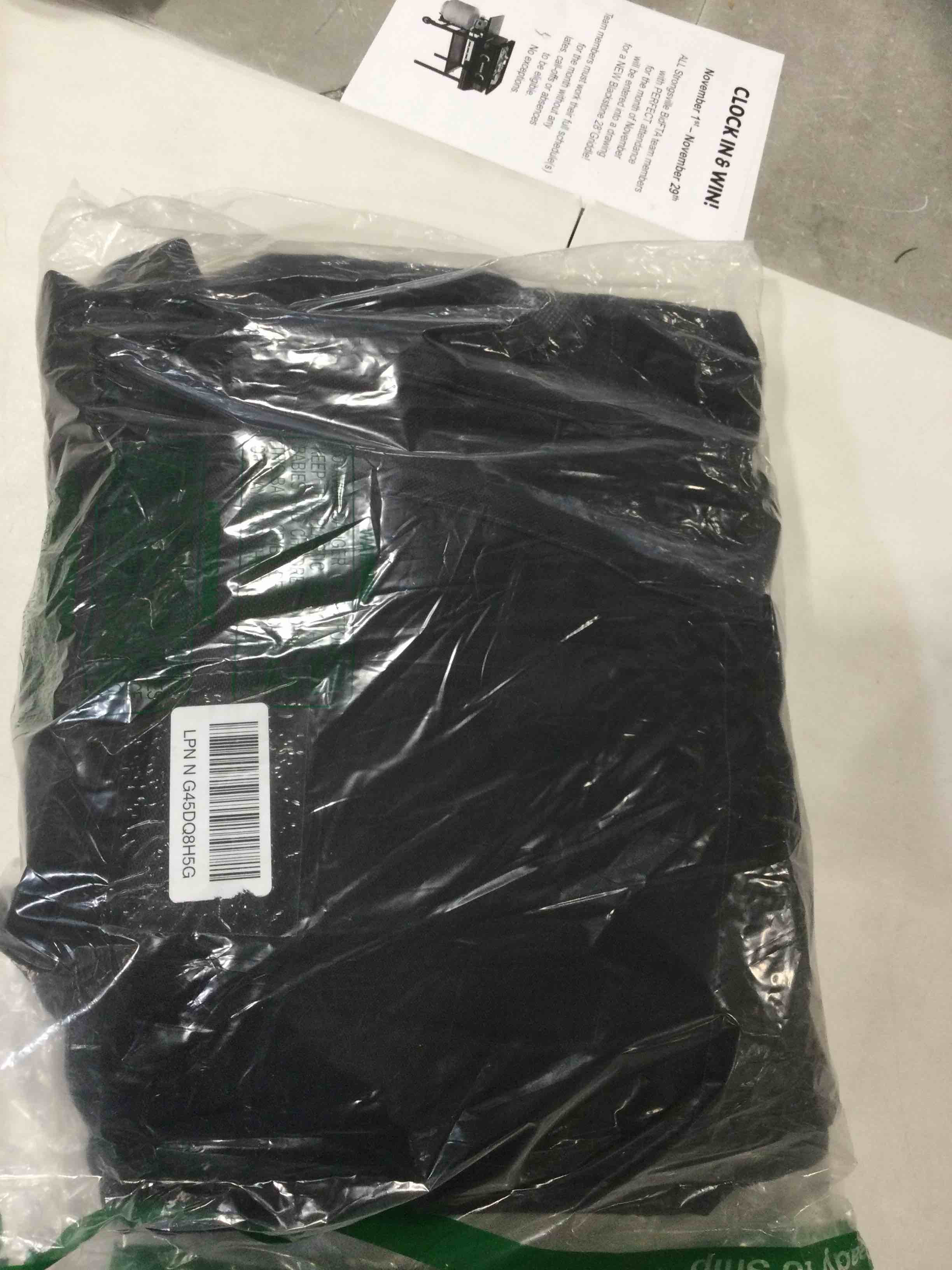 https://s3.amazonaws.com/lotting-images-prod/bidfta/GRA0303932_1730733903478.jpeg