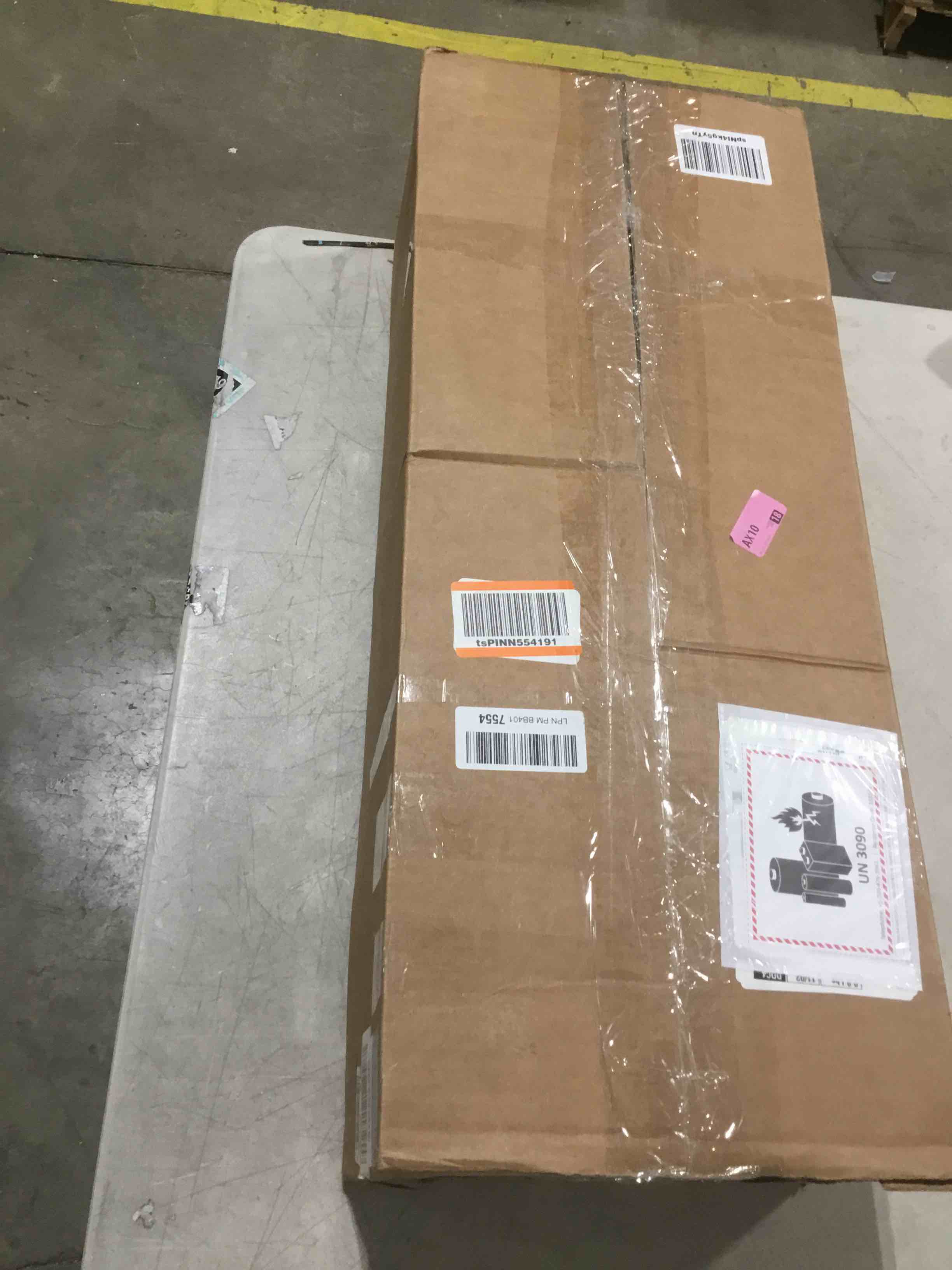 https://s3.amazonaws.com/lotting-images-prod/bidfta/GRA0304103_1740660724506.jpeg