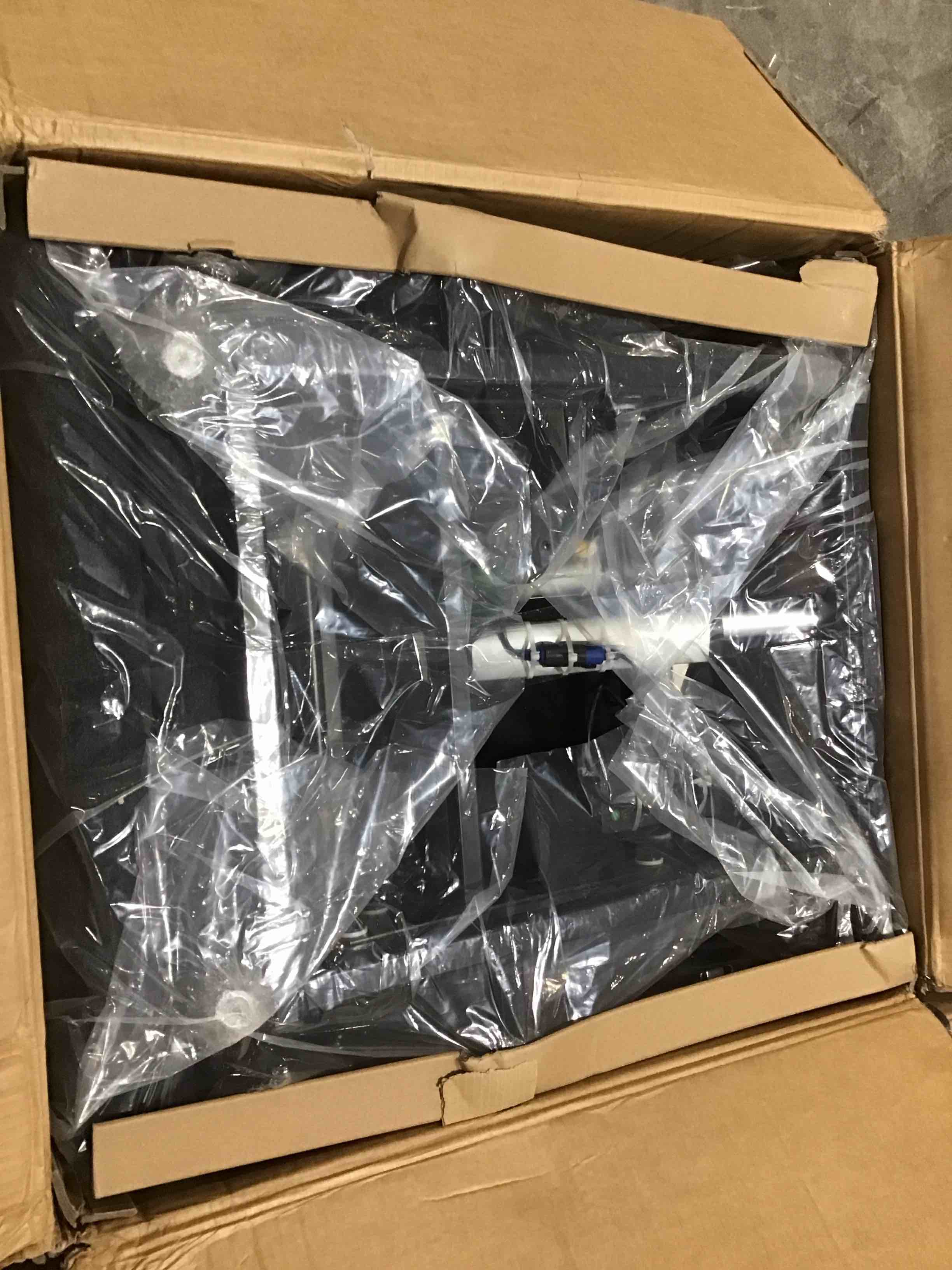 https://s3.amazonaws.com/lotting-images-prod/bidfta/GRA0304153_1740591353460.jpeg