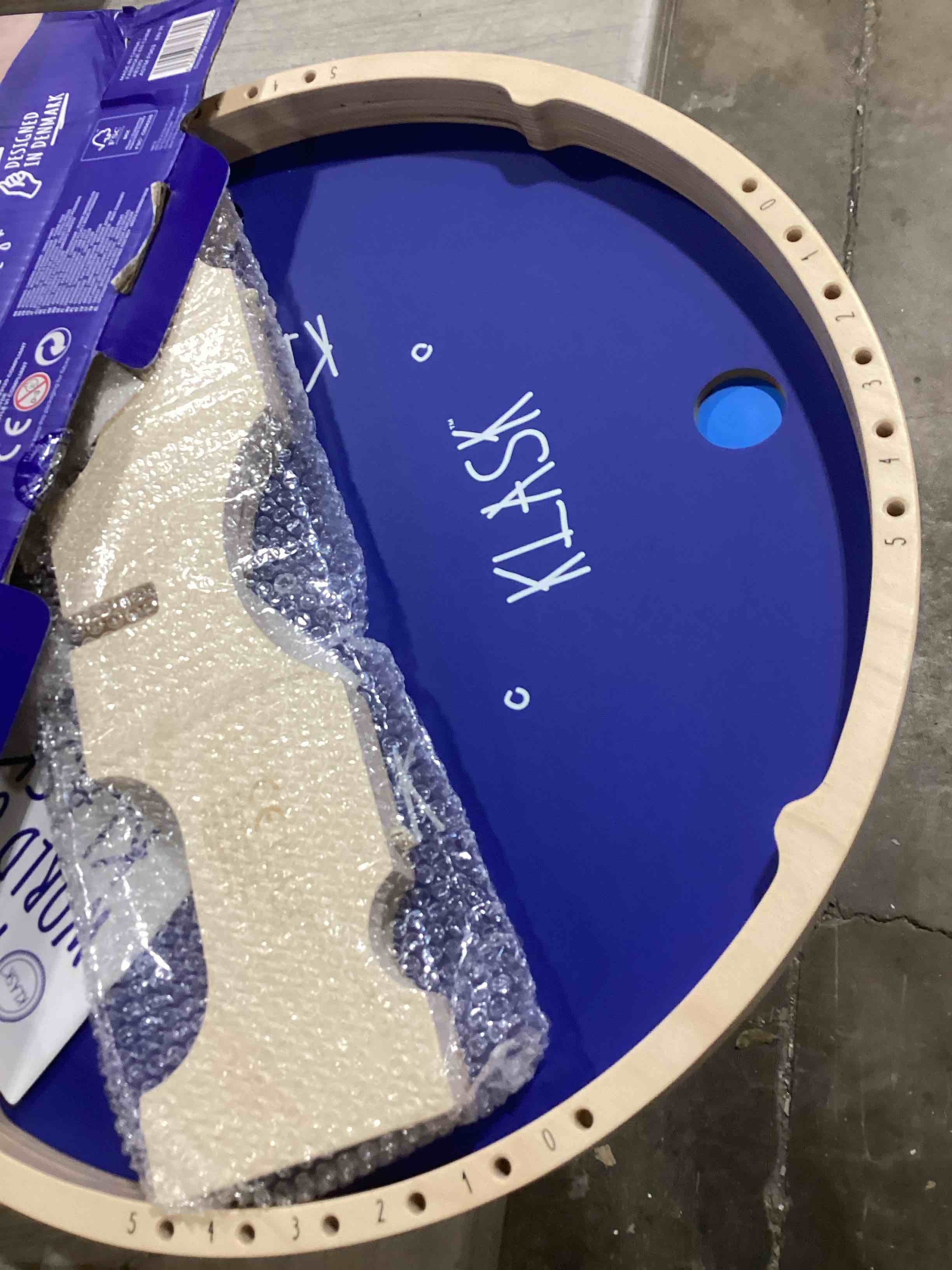 https://s3.amazonaws.com/lotting-images-prod/bidfta/GRA0304352_1740079512572.jpeg