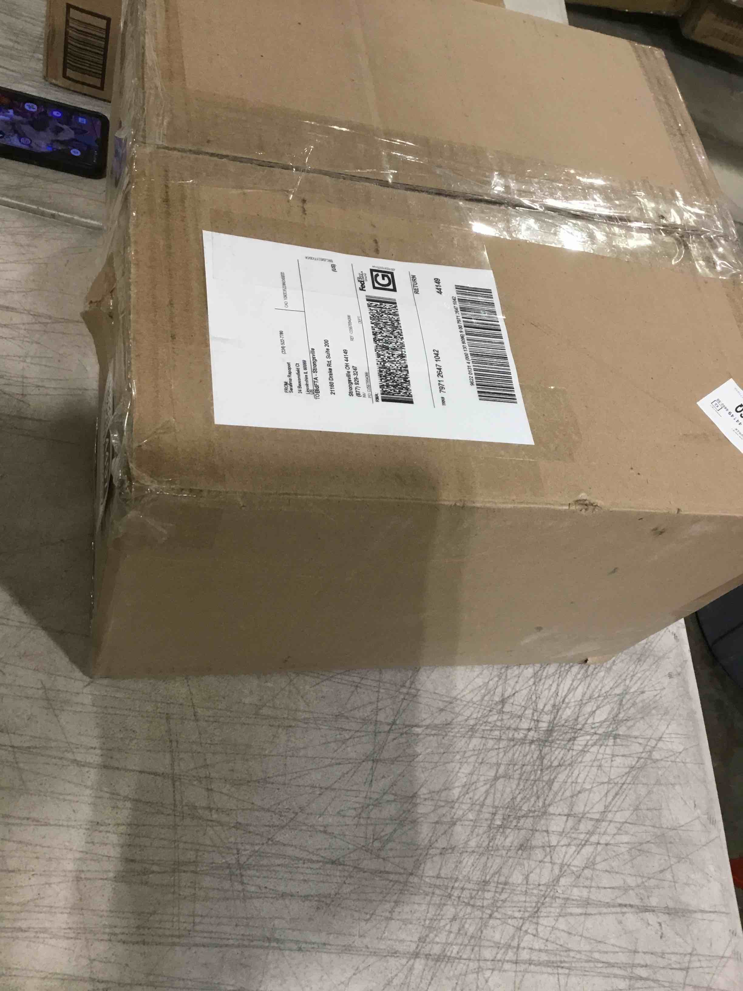 https://s3.amazonaws.com/lotting-images-prod/bidfta/GRA0304497_1739890793282.jpeg
