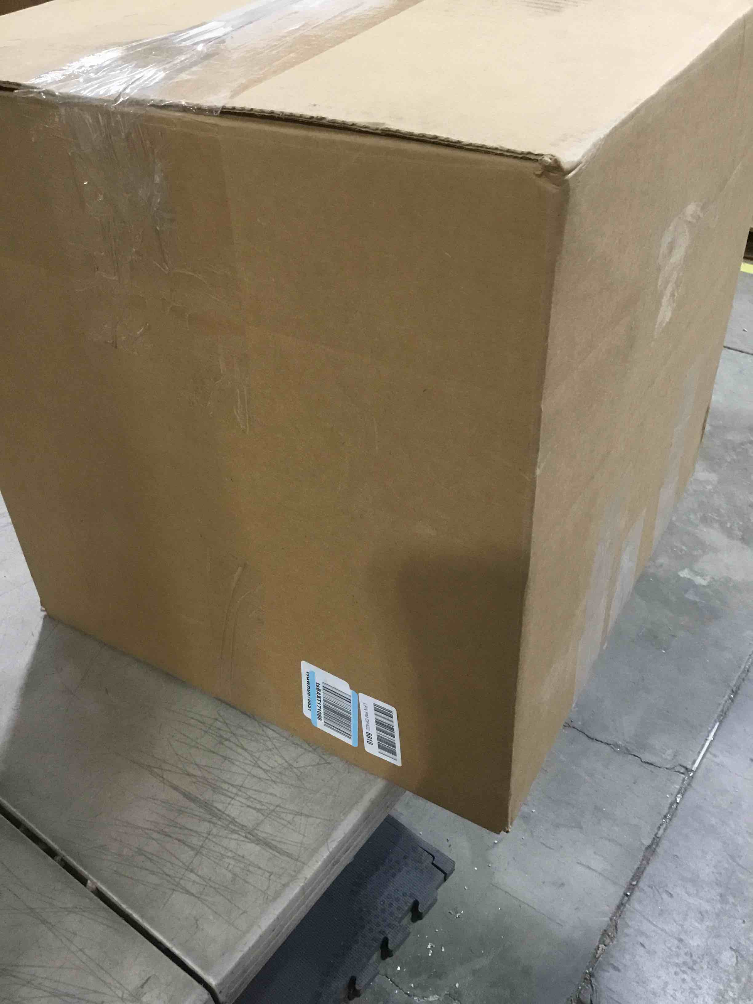 https://s3.amazonaws.com/lotting-images-prod/bidfta/GRA0304568_1739806513341.jpeg