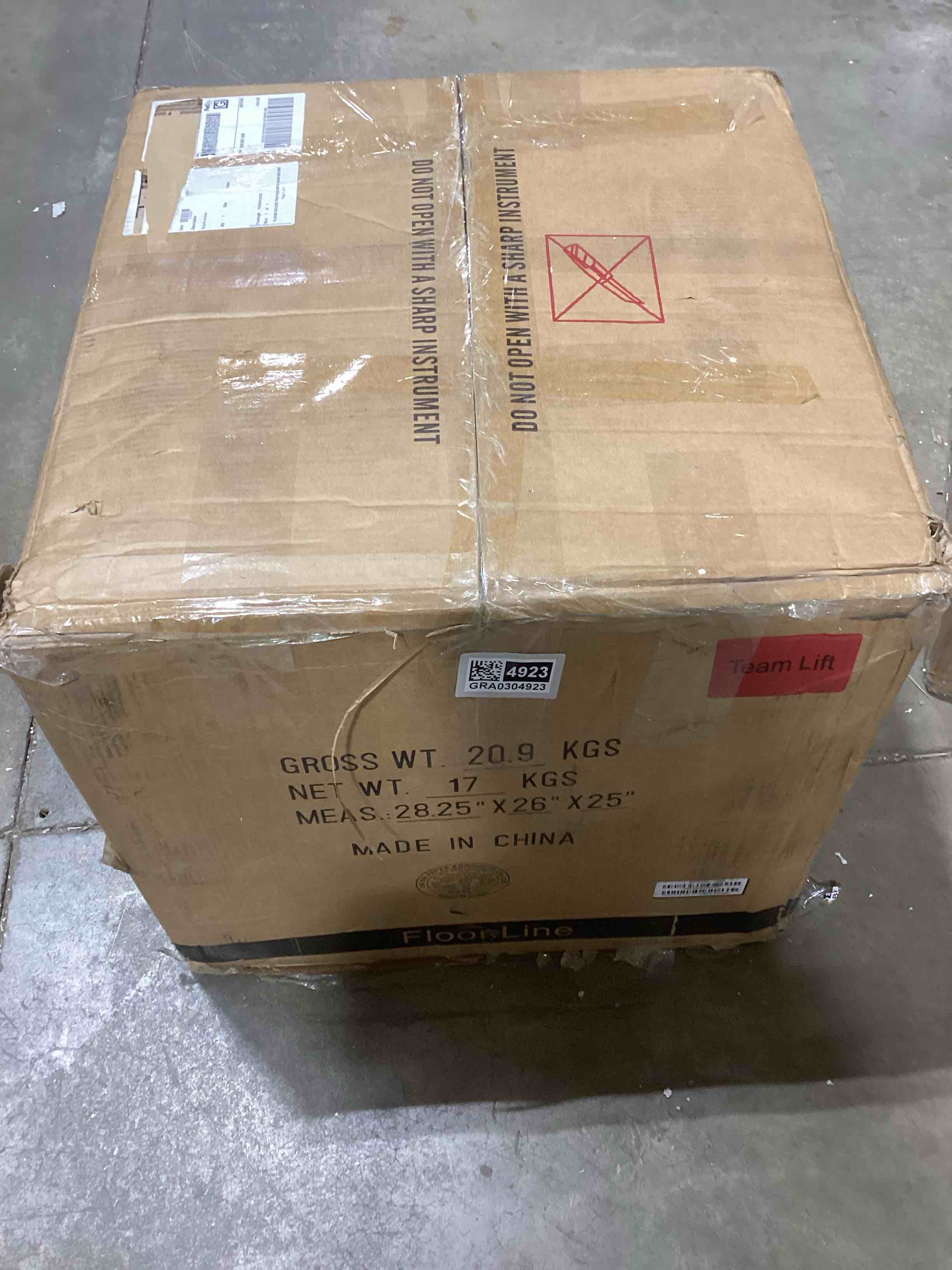 https://s3.amazonaws.com/lotting-images-prod/bidfta/GRA0304923_1738860293672.jpeg