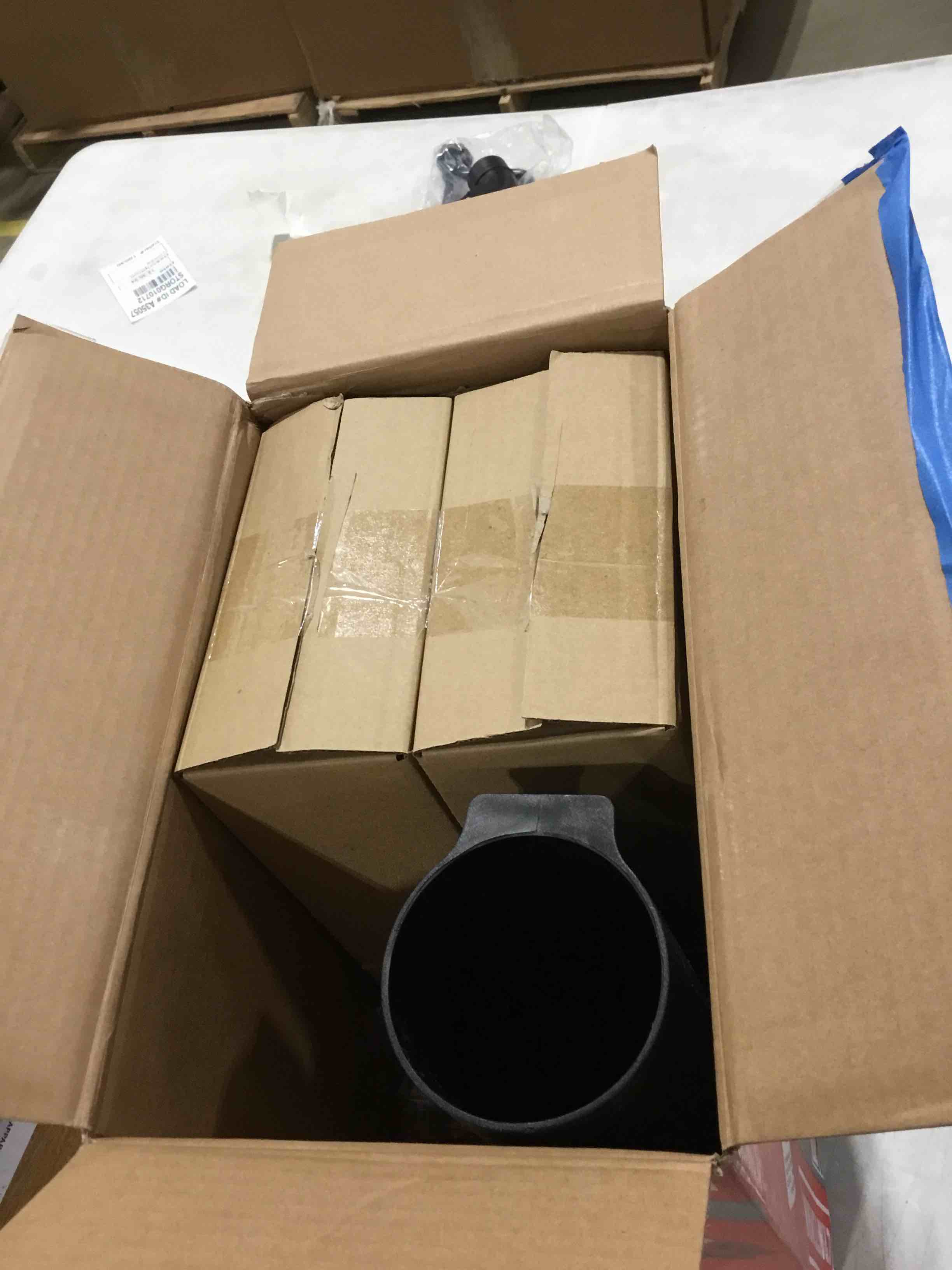 https://s3.amazonaws.com/lotting-images-prod/bidfta/GRA0305634_1735580278258.jpeg