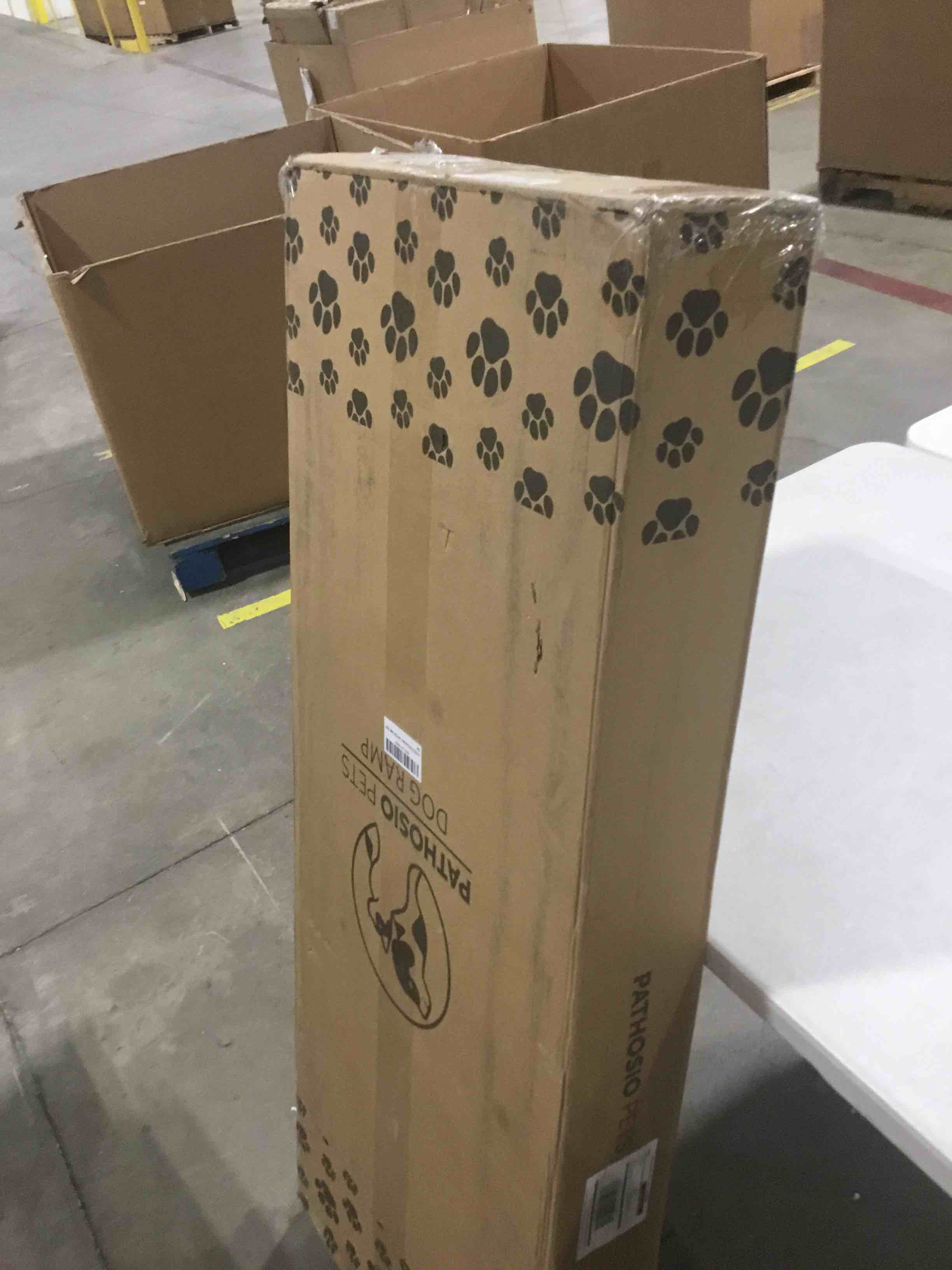 https://s3.amazonaws.com/lotting-images-prod/bidfta/GRA0305914_1732131134570.jpeg