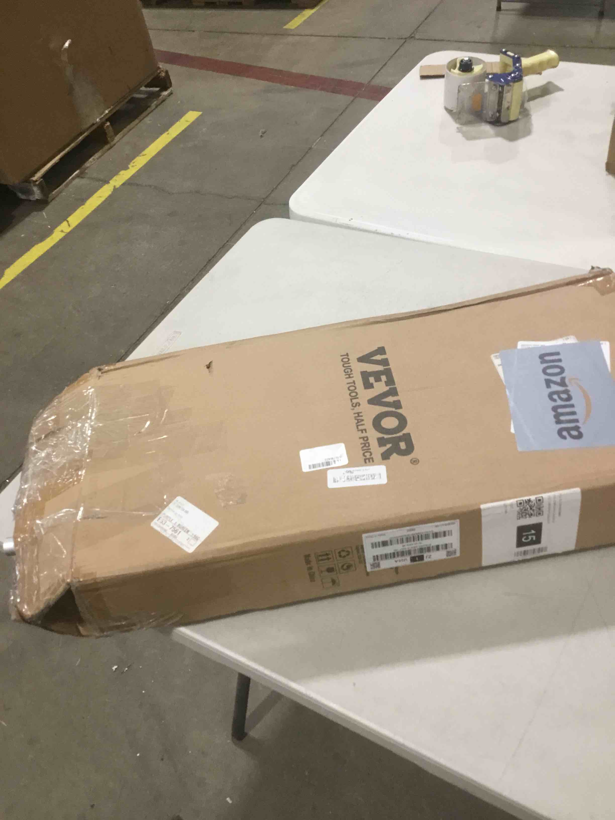https://s3.amazonaws.com/lotting-images-prod/bidfta/GRA0305920_1732128321991.jpeg